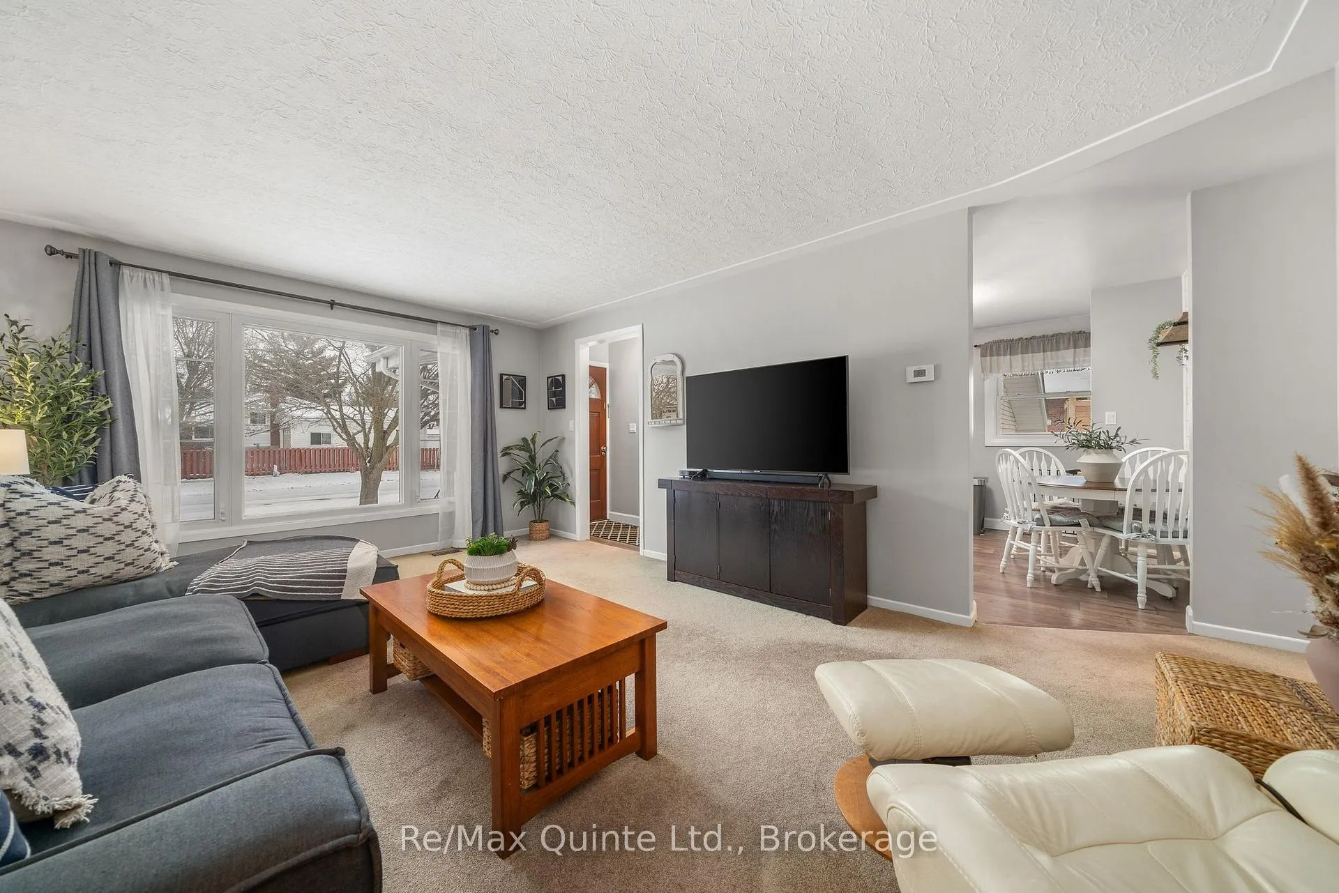 Photo 11 of 106 Glendale Road, Belleville, Belleville Ward — HOMEH