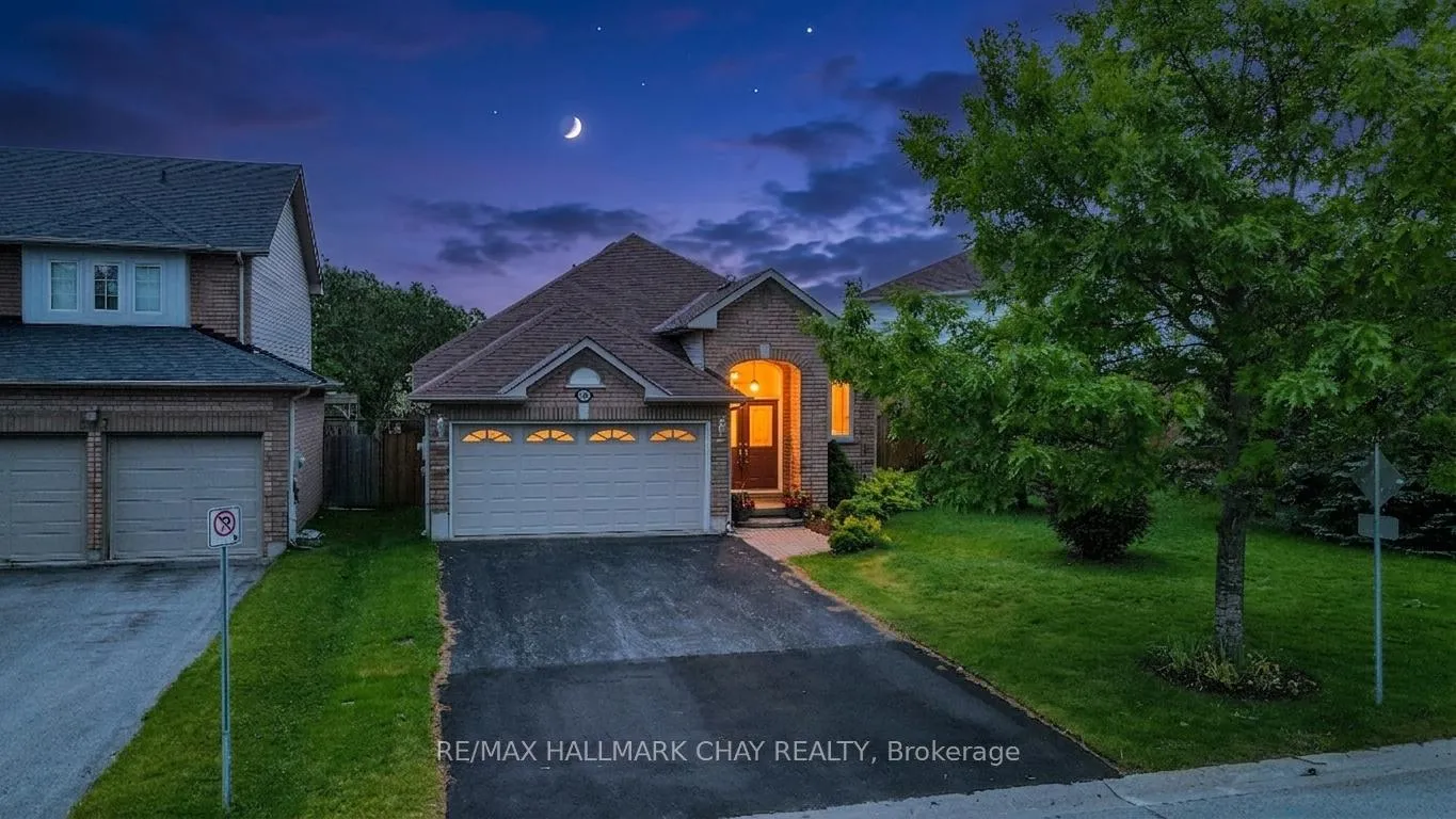 Photo 3 of 305 Stanley Street, Barrie, East Bayfield — HOMEH