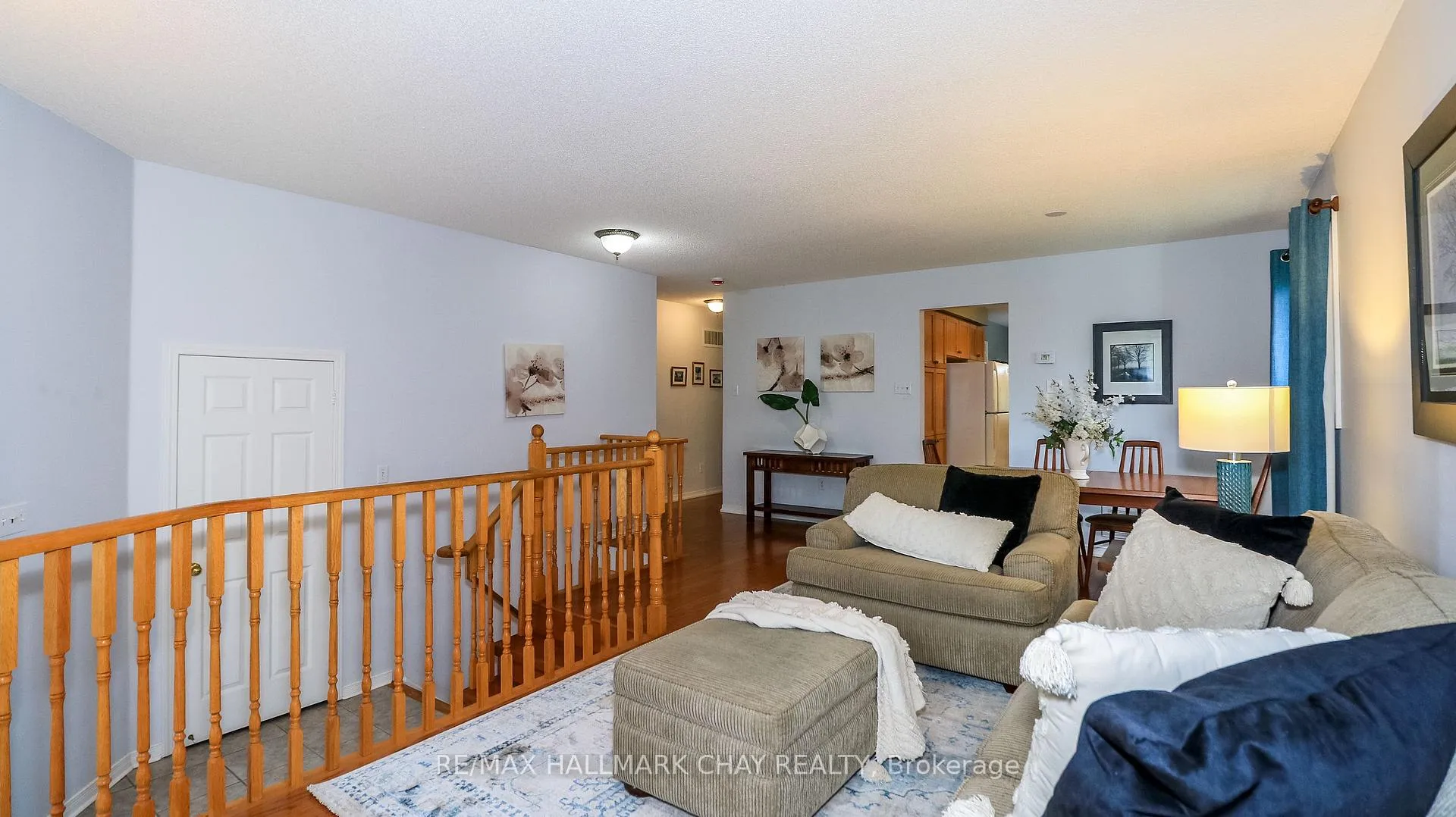 Photo 8 of 305 Stanley Street, Barrie, East Bayfield — HOMEH