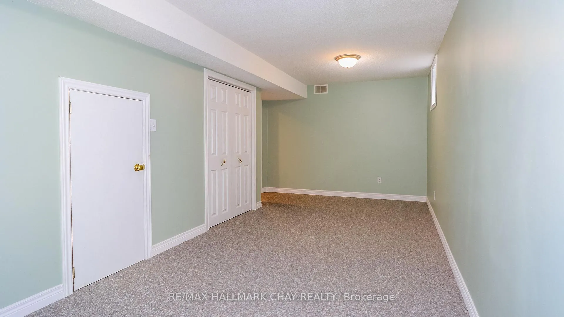 Photo 23 of 305 Stanley Street, Barrie, East Bayfield — HOMEH