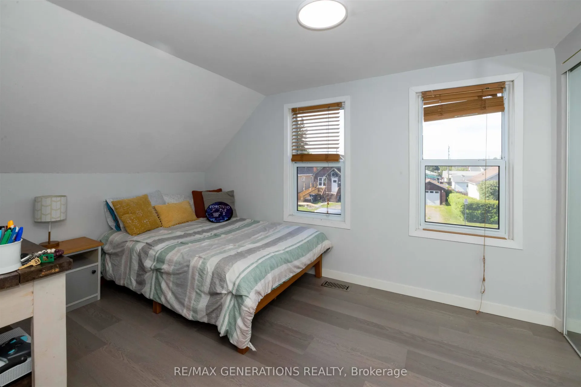 Photo 16 of 404 Amelia Street W, Thunder Bay, Westfort — HOMEH