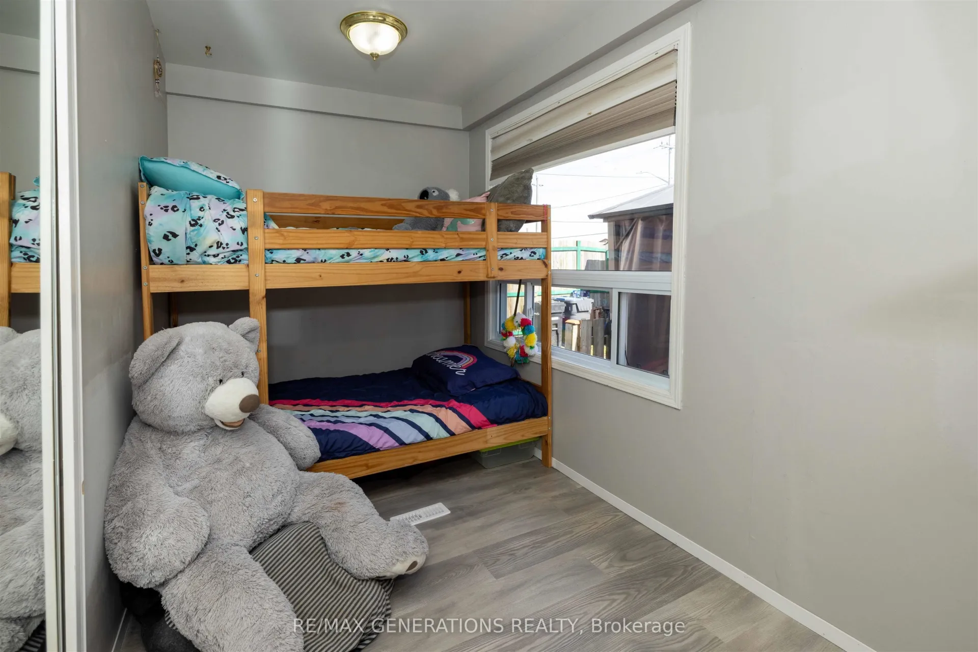 Photo 18 of 404 Amelia Street W, Thunder Bay, Westfort — HOMEH