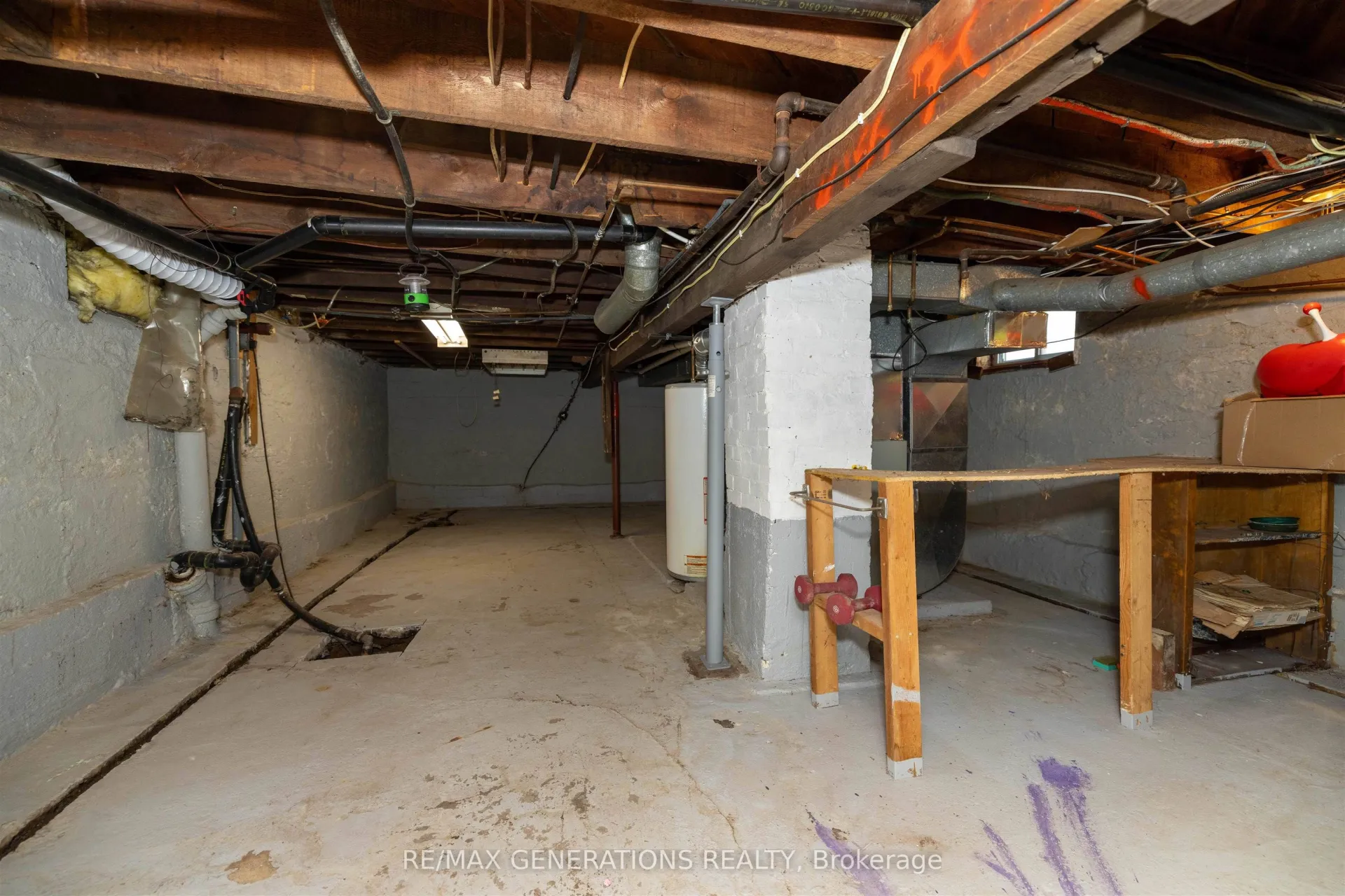Photo 21 of 404 Amelia Street W, Thunder Bay, Westfort — HOMEH