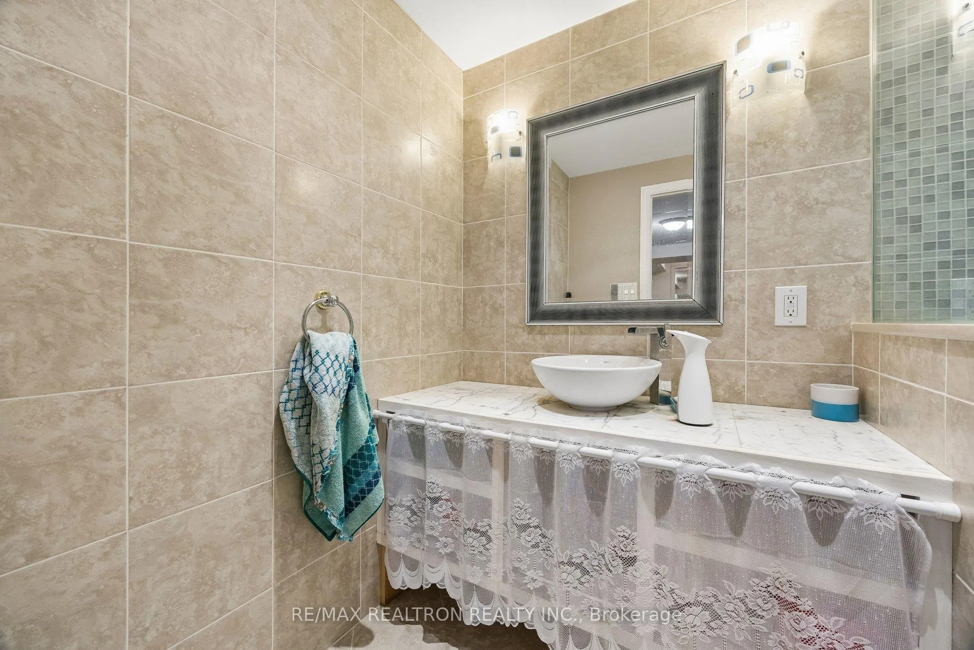 Photo 22 of 198 Swan Park Road, Markham, Greensborough — HOMEH