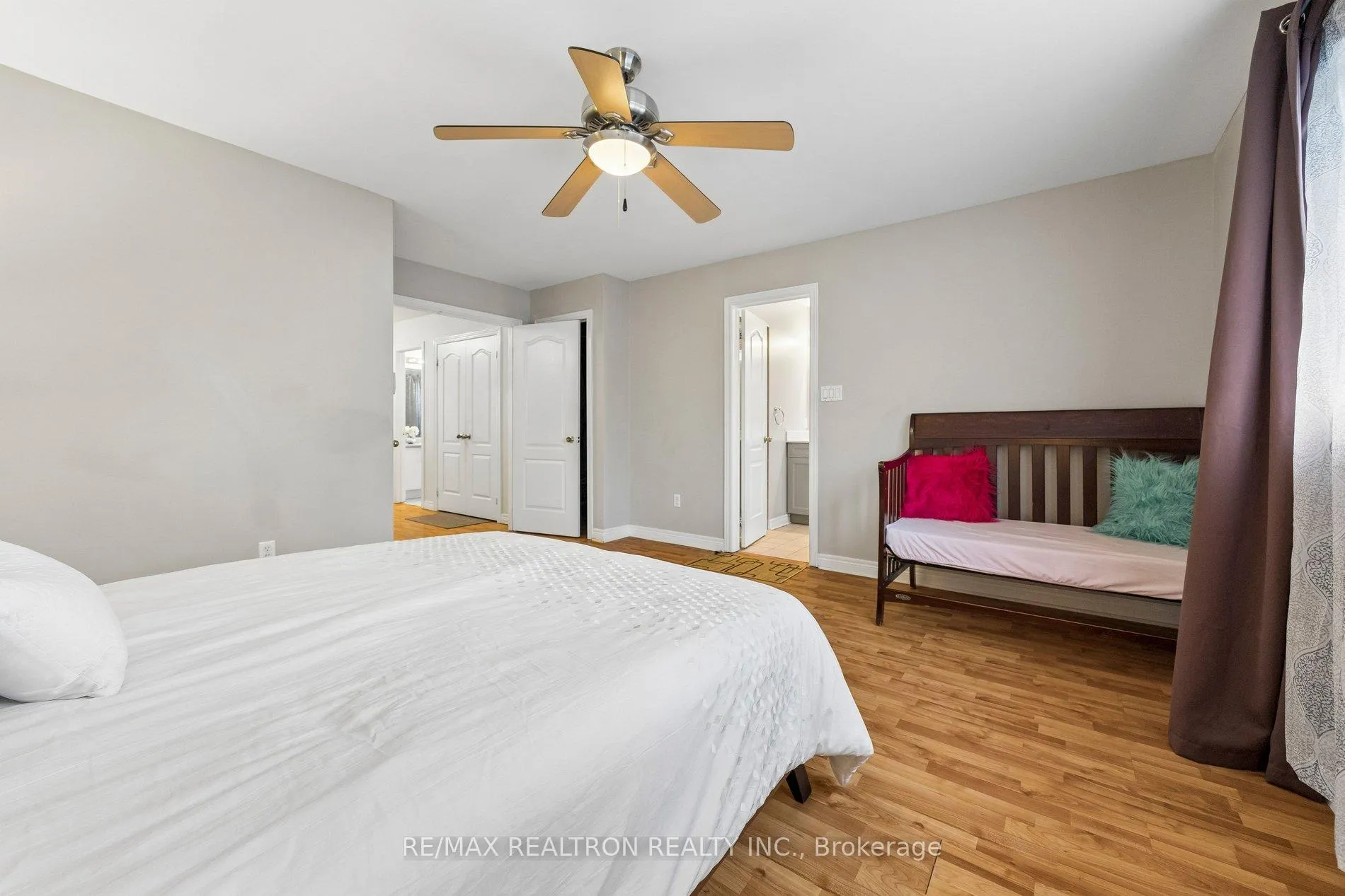 Photo 33 of 198 Swan Park Road, Markham, Greensborough — HOMEH