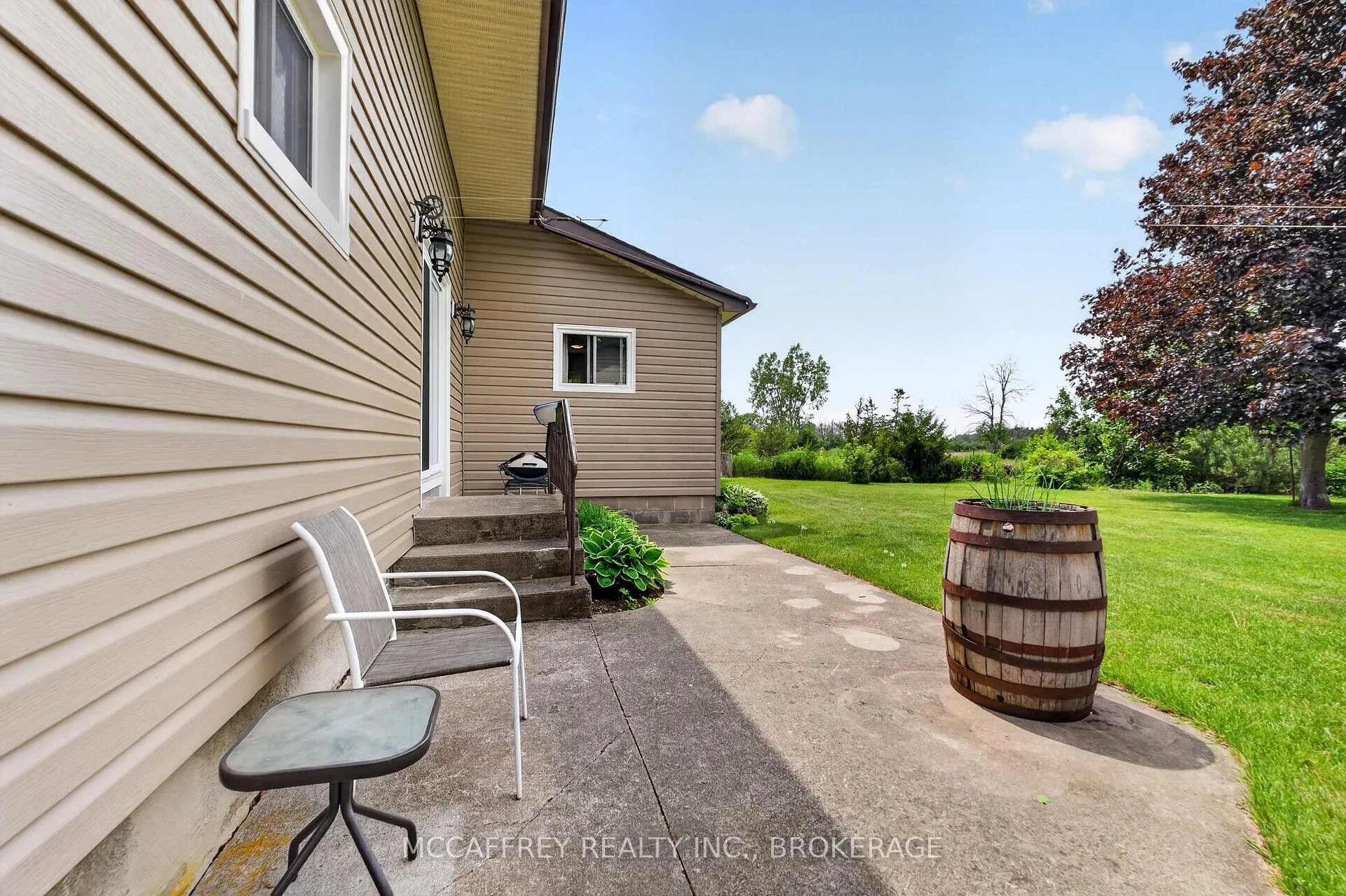 Photo 30 of 1415 County Rd 5, Loyalist, Lennox and Addington - South — HOMEH