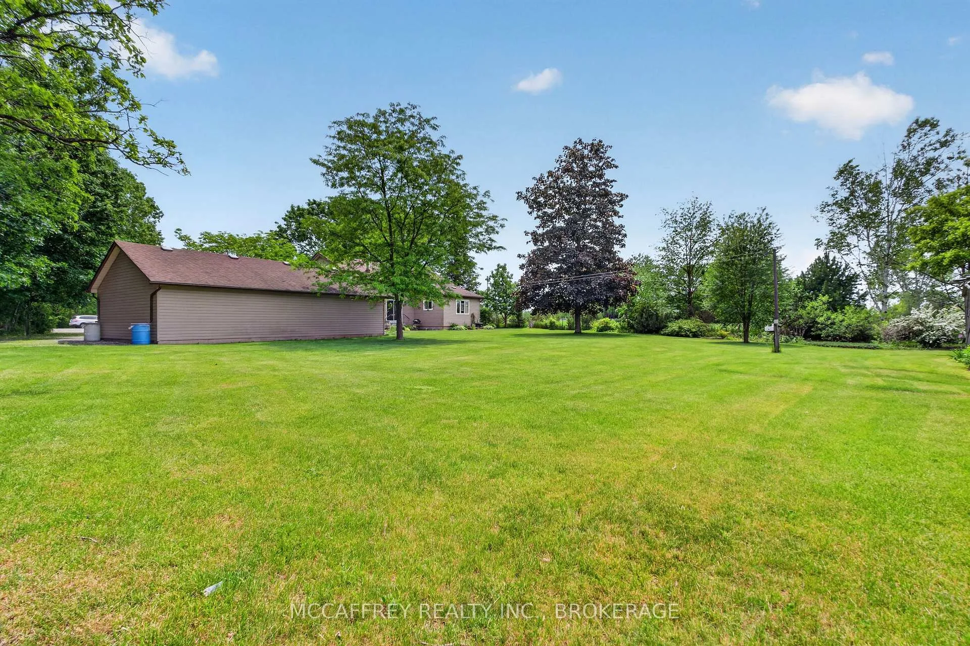 Photo 35 of 1415 County Rd 5, Loyalist, Lennox and Addington - South — HOMEH