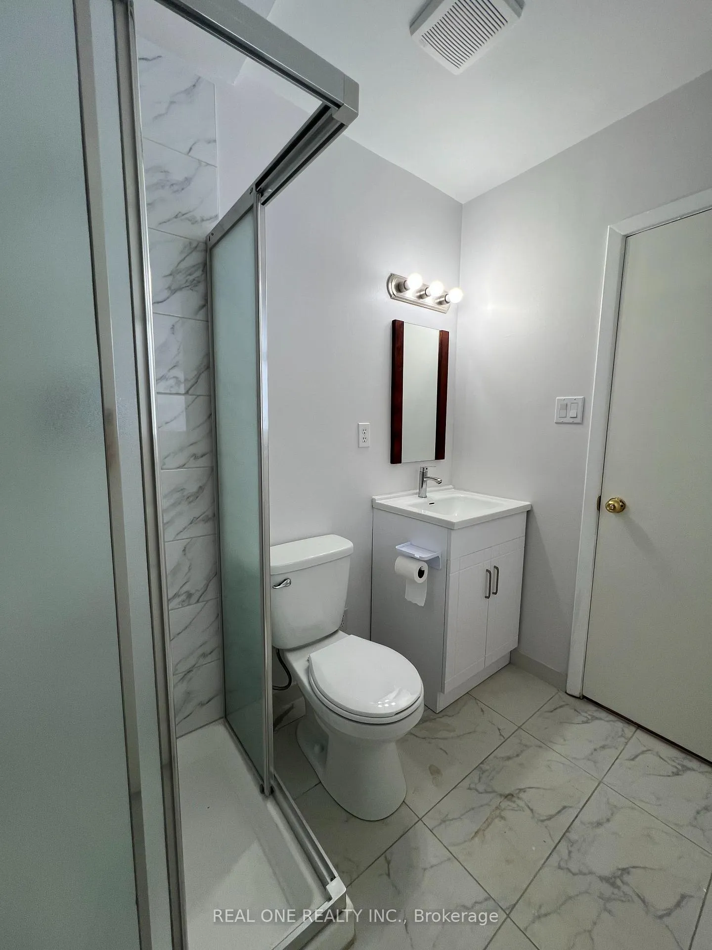 Photo 38 of 566 Middlewoods Drive, London, North J — HOMEH