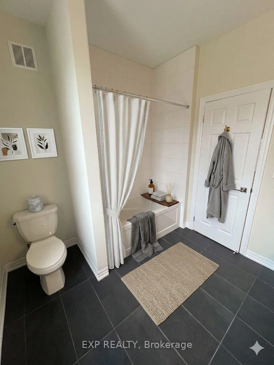 Photo 12 of 67 Pembrook Street, Caledon, Bolton East — HOMEH