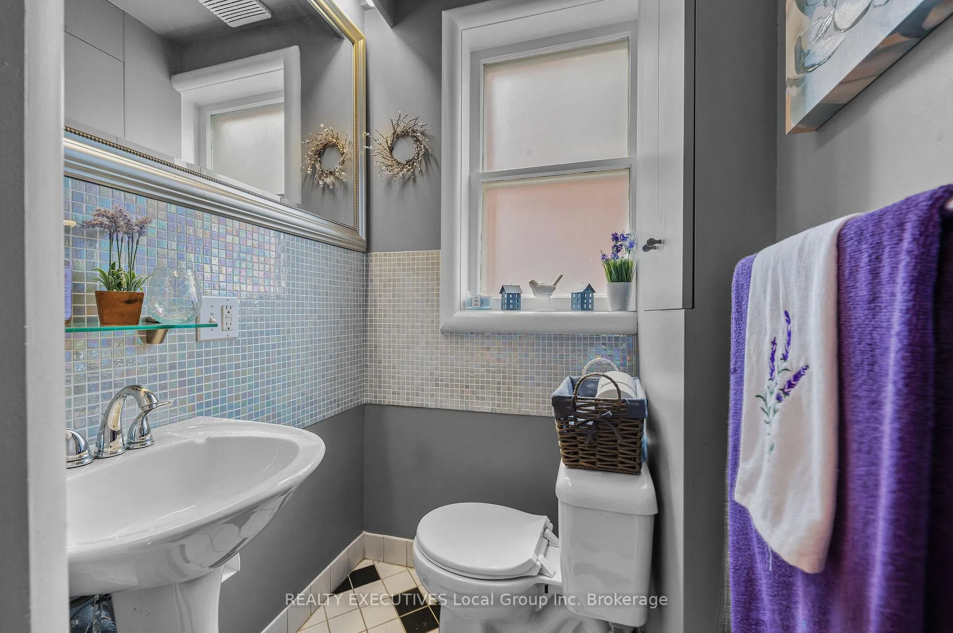 Photo 14 of 591 Harvey Street, North Bay, West End — HOMEH