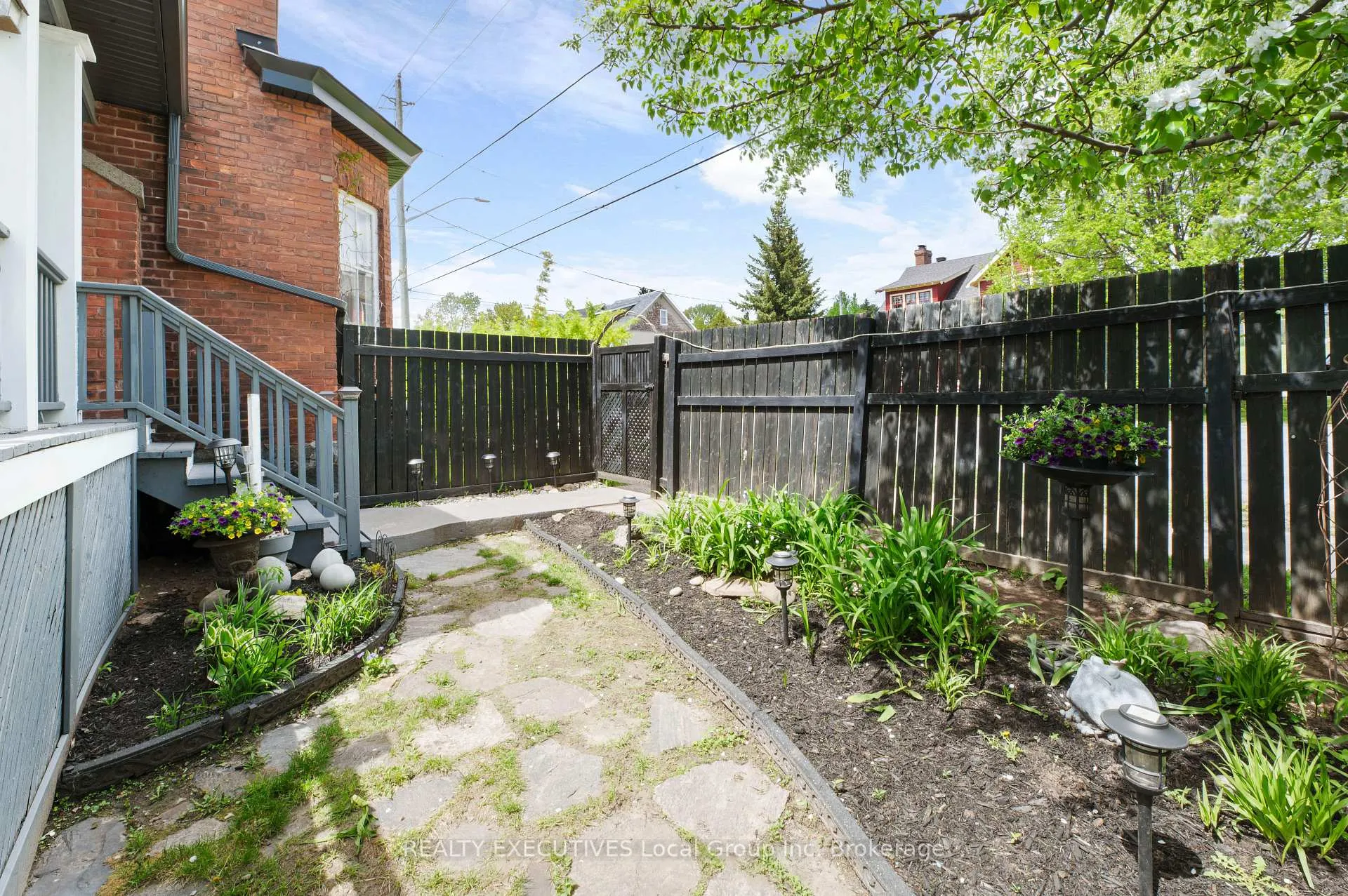 Photo 37 of 591 Harvey Street, North Bay, West End — HOMEH