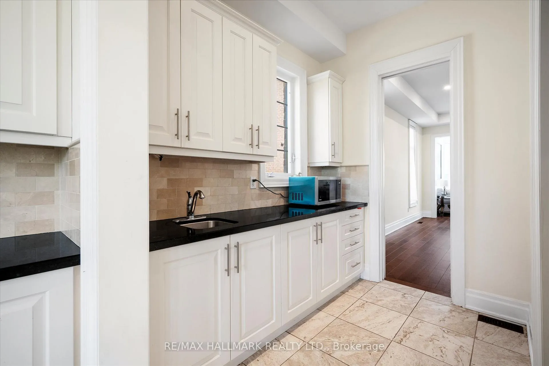 Photo 15 of 293 Torrey Pines Road, Vaughan, Kleinburg — HOMEH