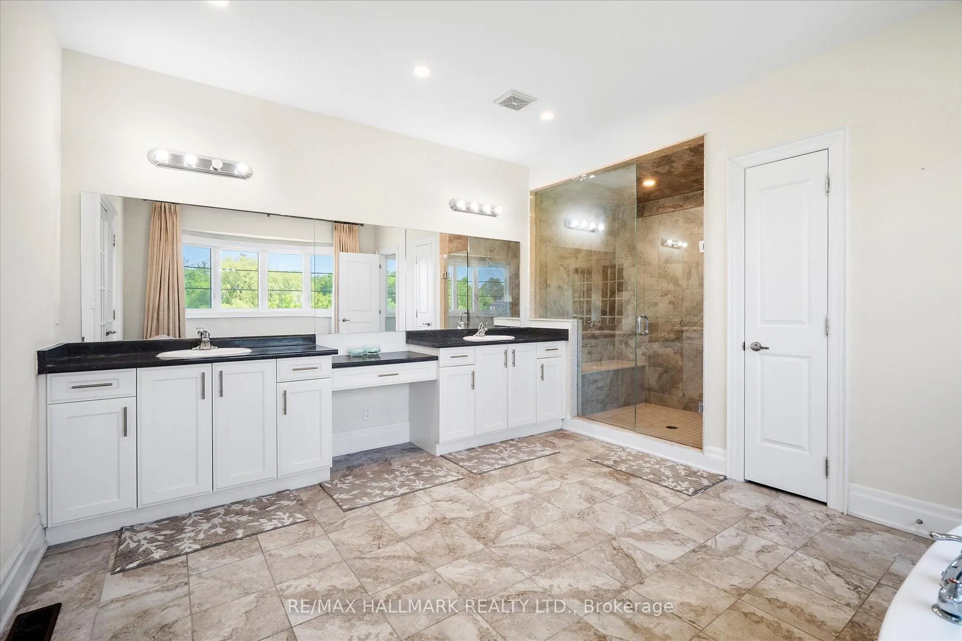 Photo 26 of 293 Torrey Pines Road, Vaughan, Kleinburg — HOMEH