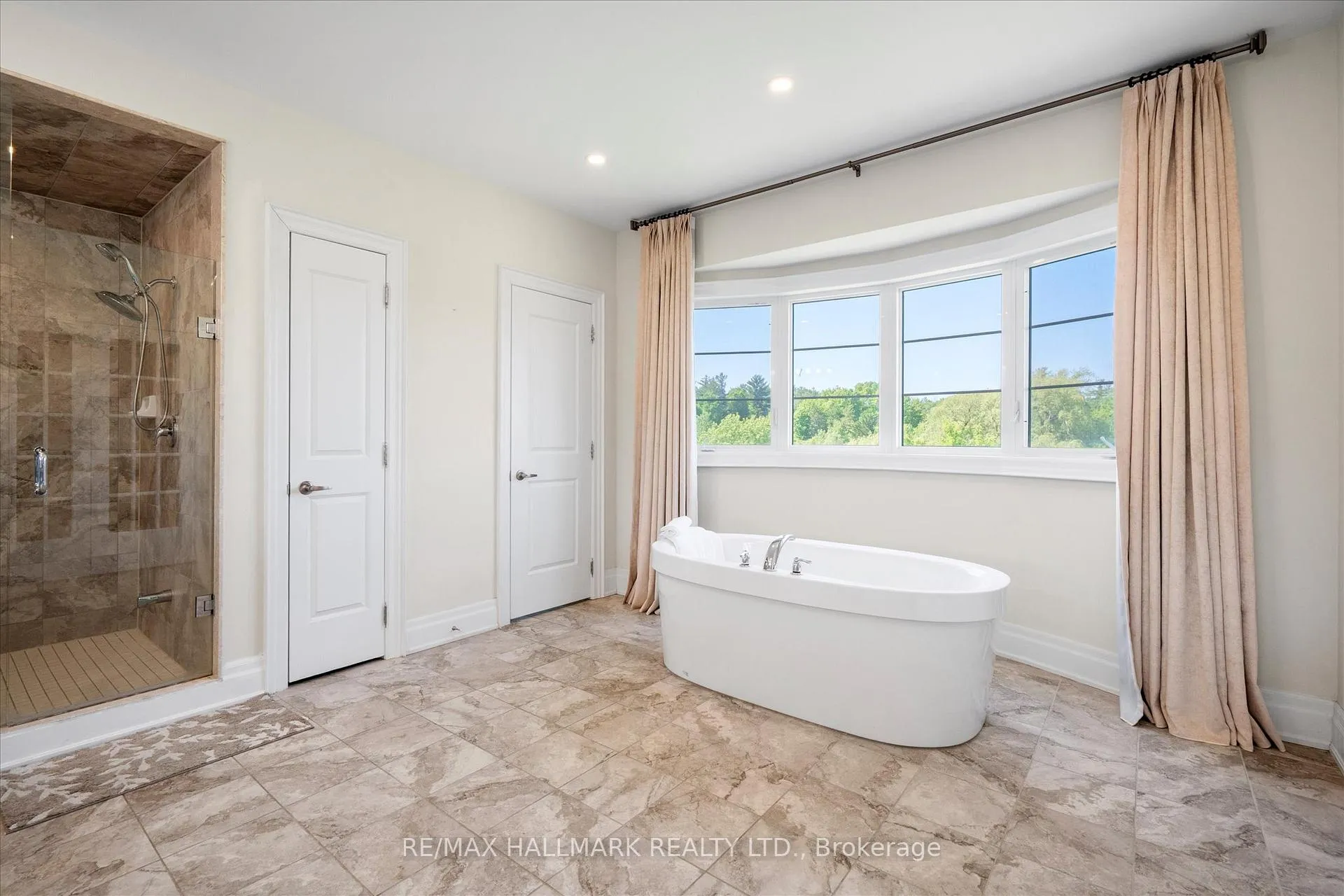 Photo 27 of 293 Torrey Pines Road, Vaughan, Kleinburg — HOMEH