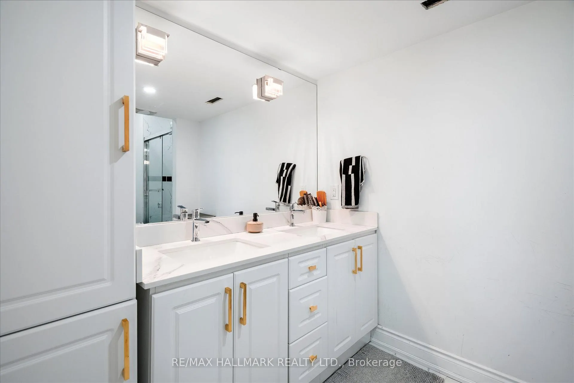 Photo 40 of 293 Torrey Pines Road, Vaughan, Kleinburg — HOMEH