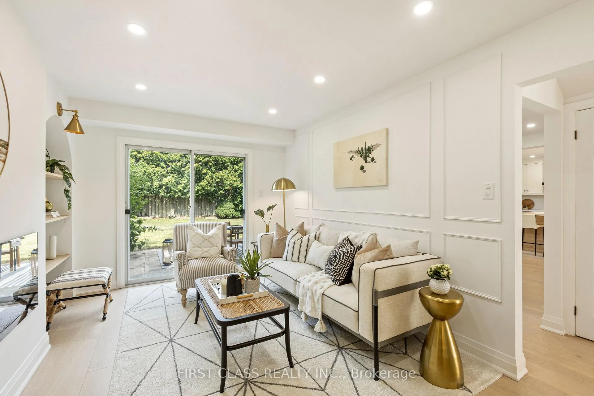 Photo 15 of 679 Village Parkway, Markham, Unionville — HOMEH