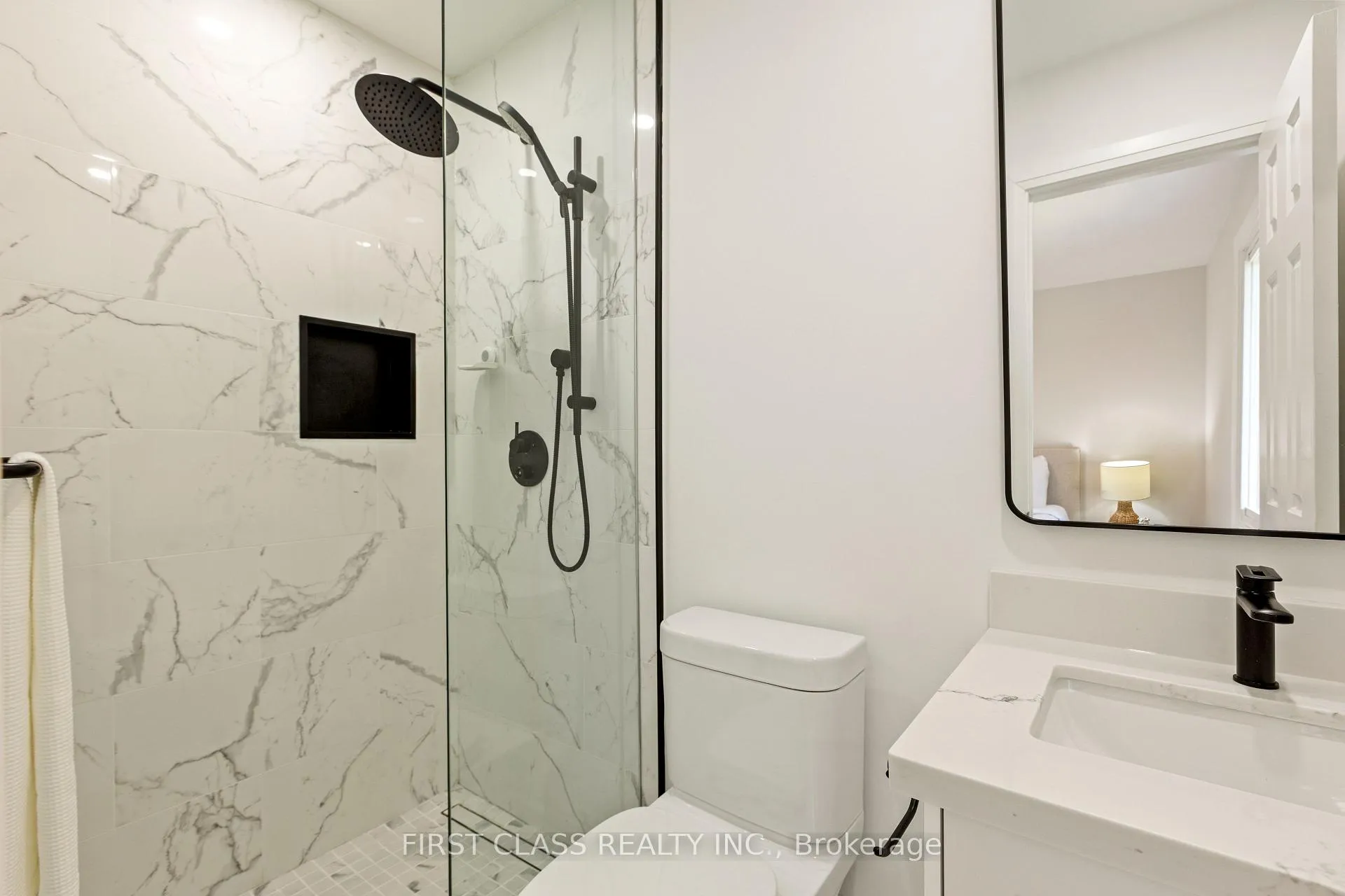 Photo 27 of 679 Village Parkway, Markham, Unionville — HOMEH