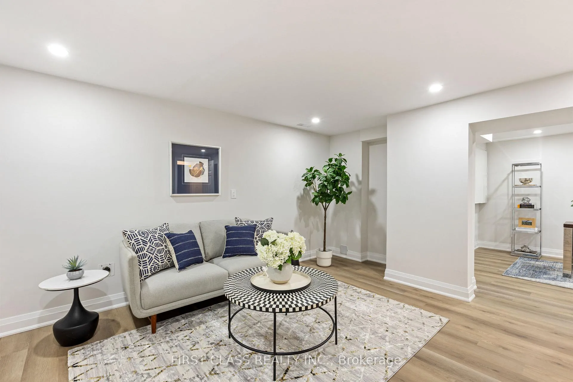 Photo 35 of 679 Village Parkway, Markham, Unionville — HOMEH