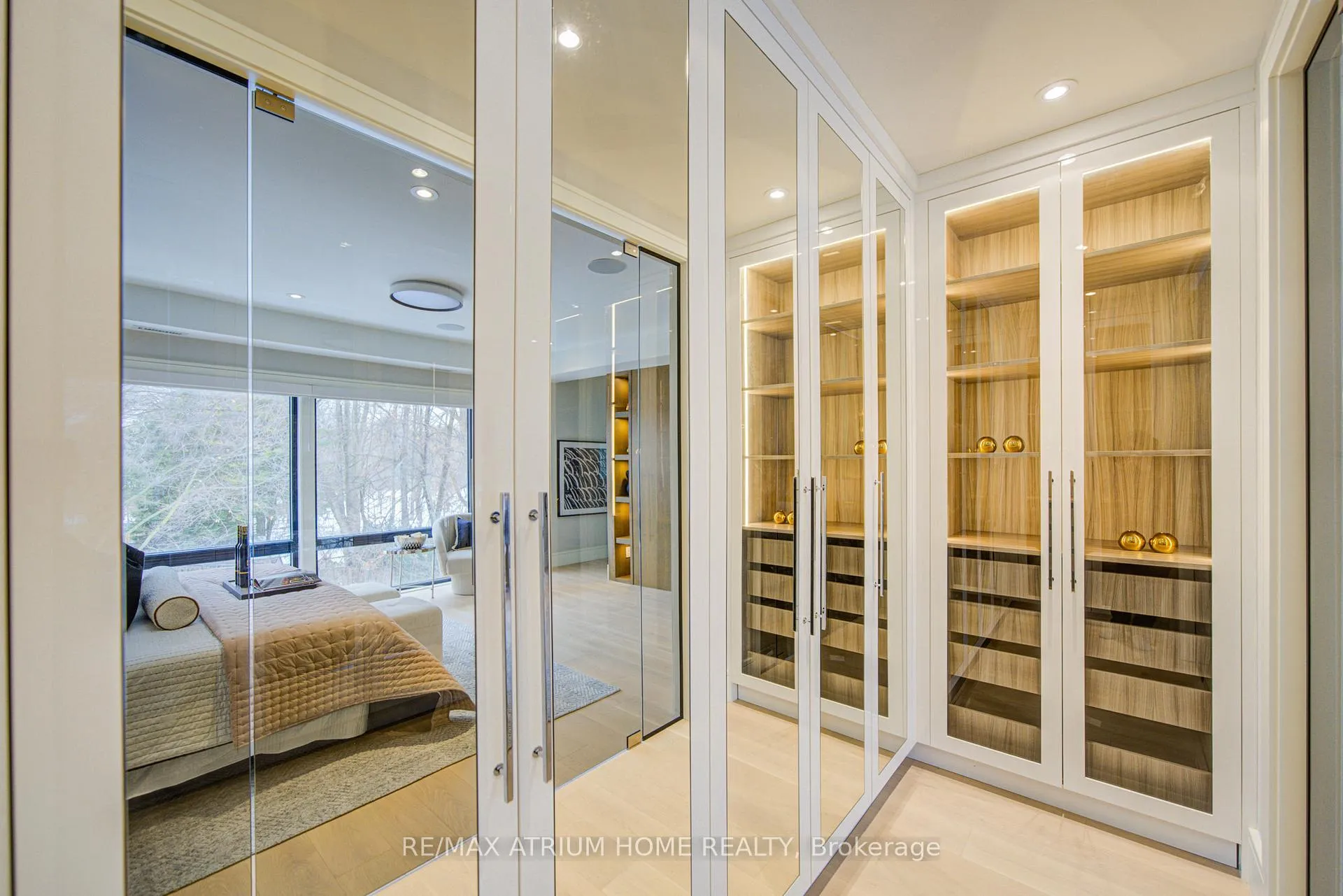 Photo 12 of 6 Hillholm Road, Toronto, Forest Hill South — HOMEH