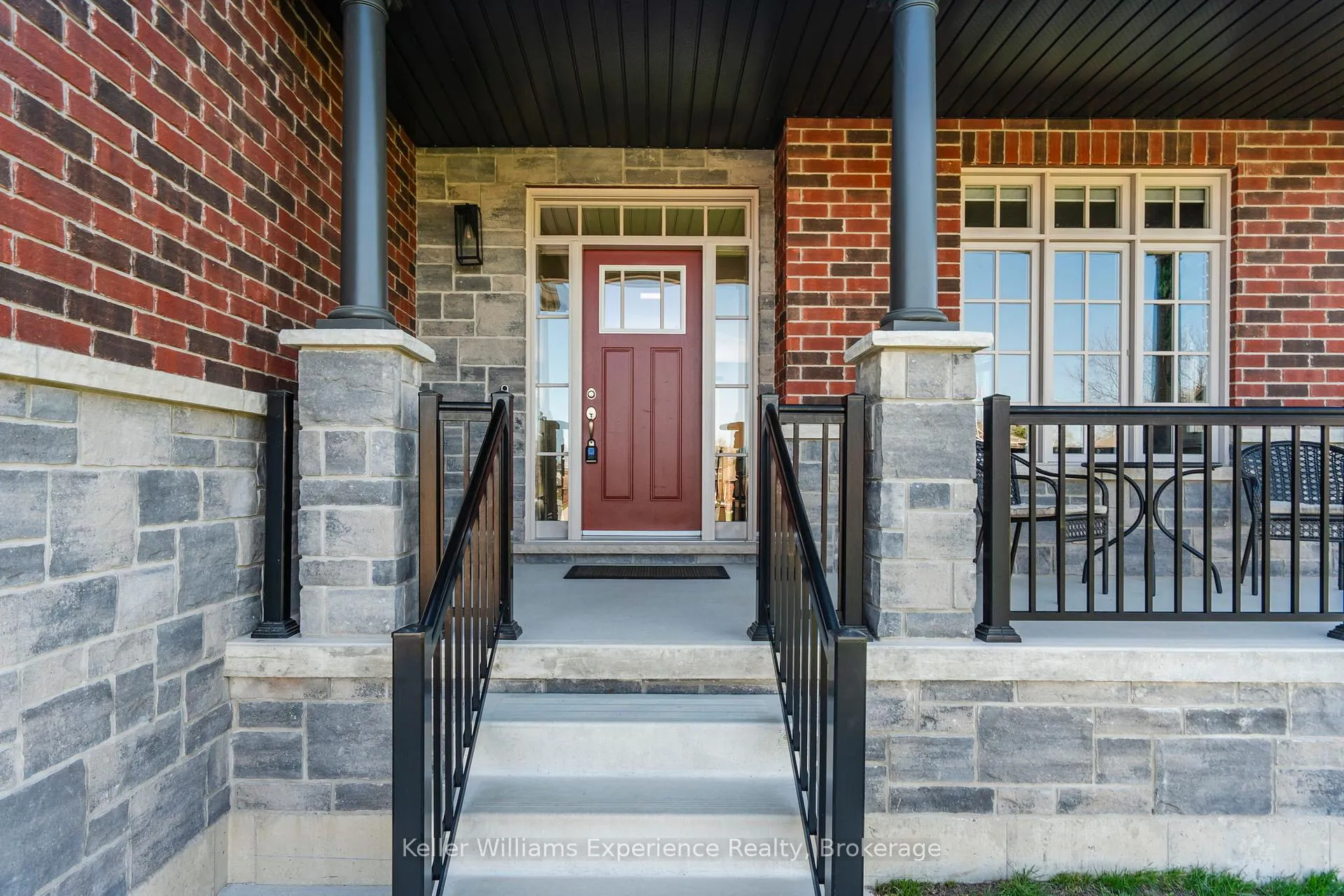 Photo 3 of 939 Stollar Place, Midland — HOMEH