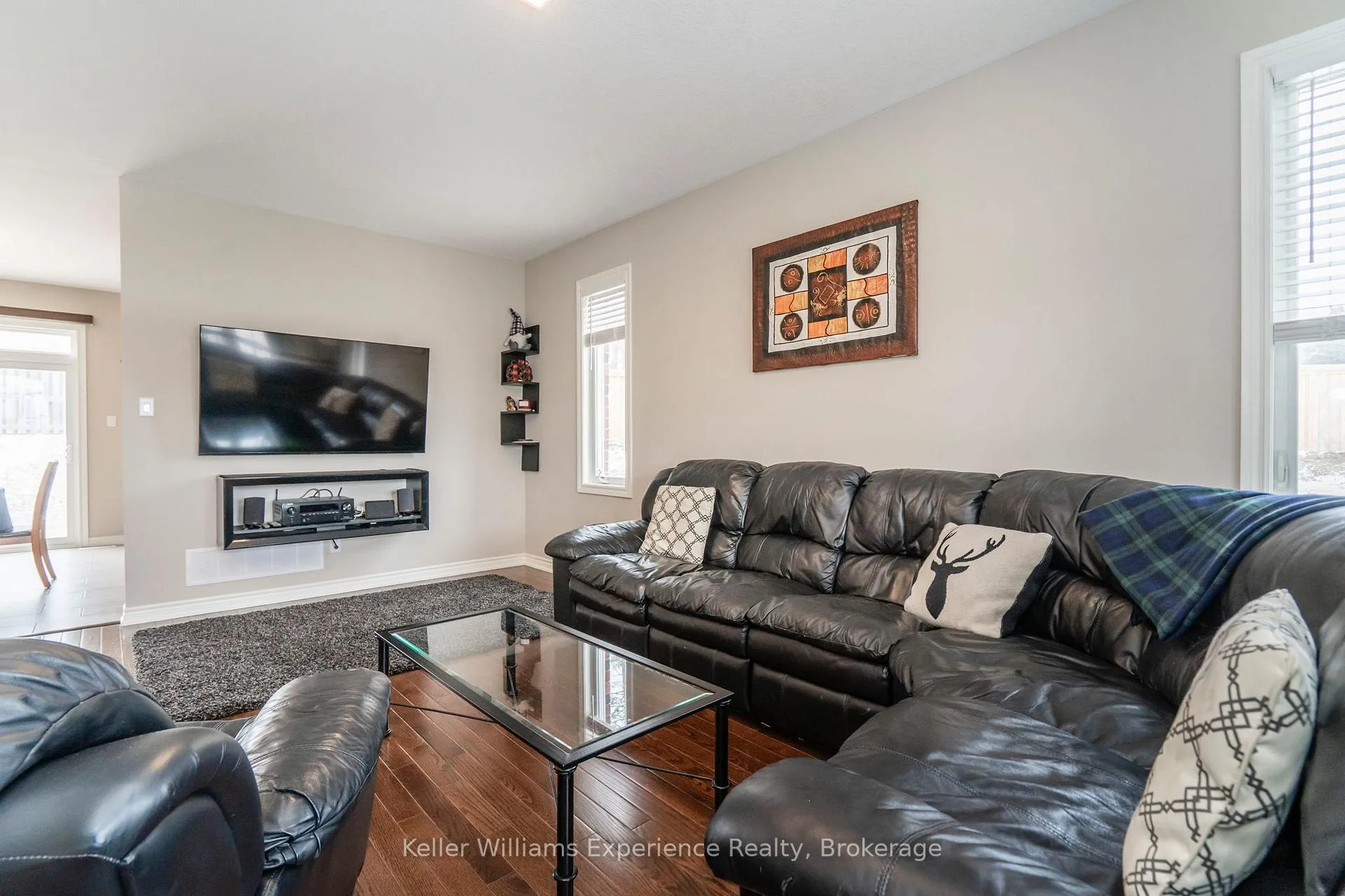 Photo 9 of 939 Stollar Place, Midland — HOMEH