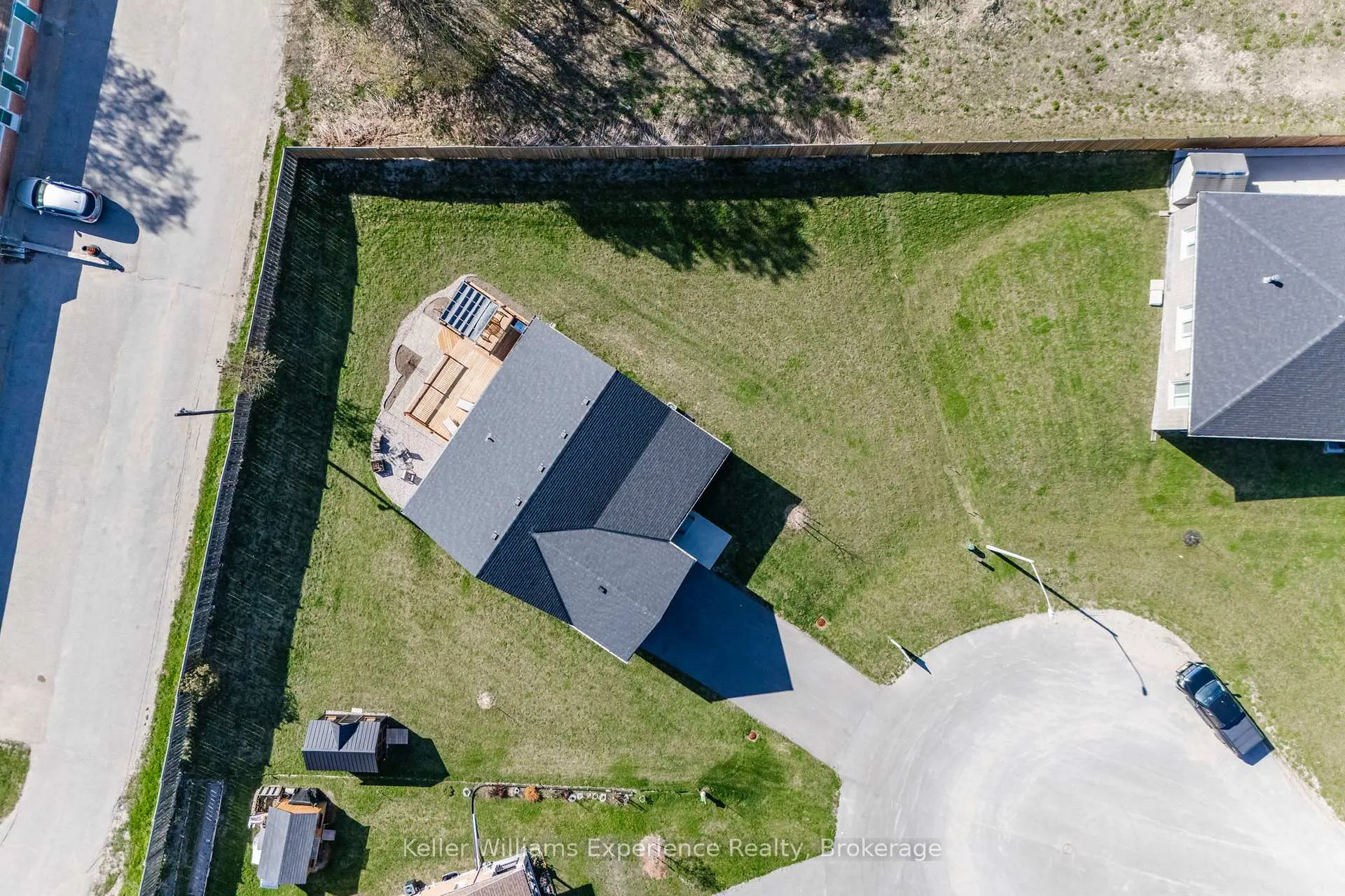 Photo 38 of 939 Stollar Place, Midland — HOMEH