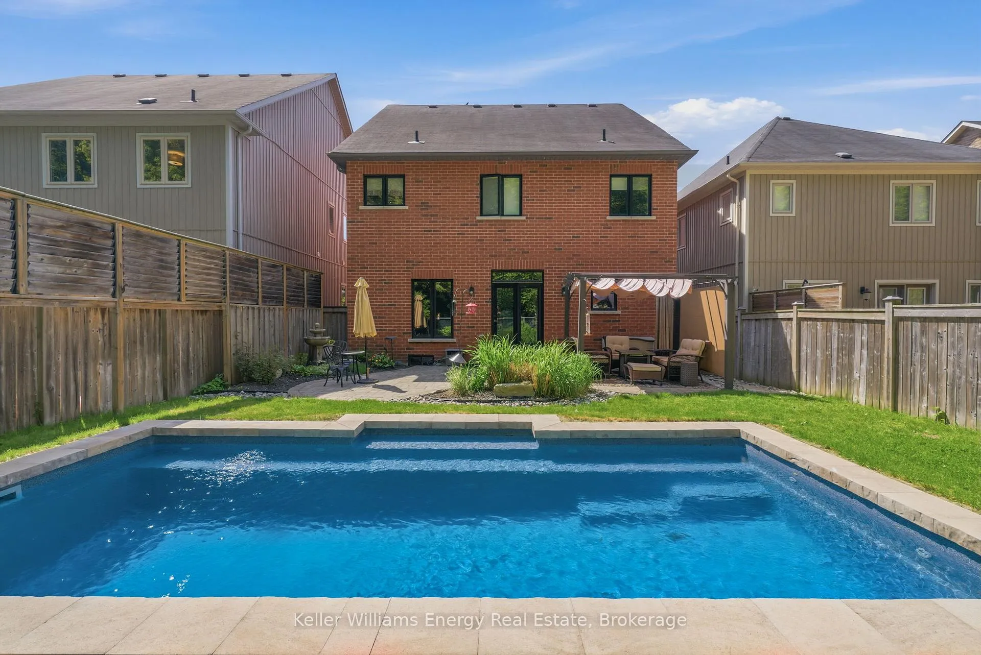 Photo 2 of 568 George Reynolds Drive, Clarington, Courtice — HOMEH