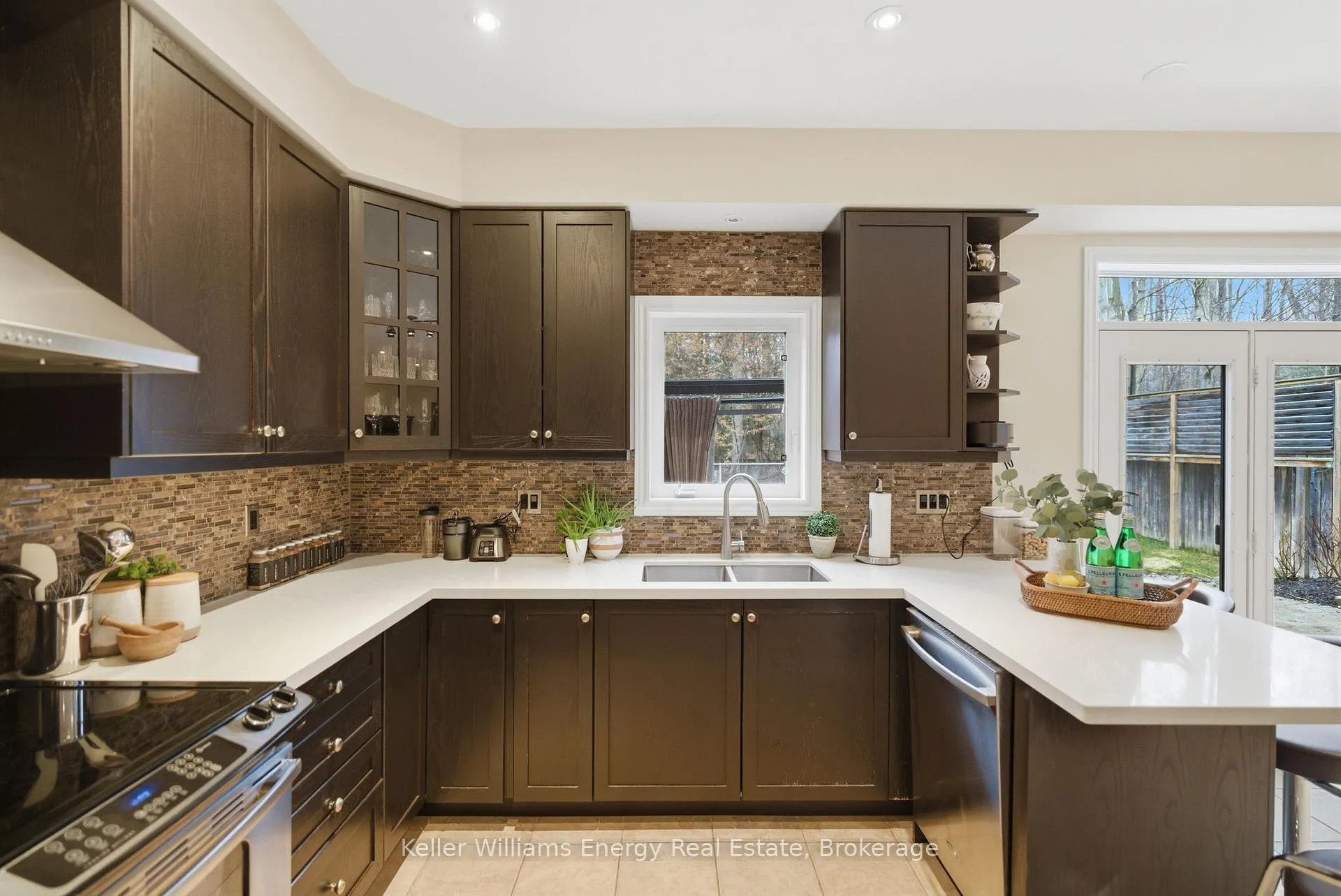 Photo 18 of 568 George Reynolds Drive, Clarington, Courtice — HOMEH