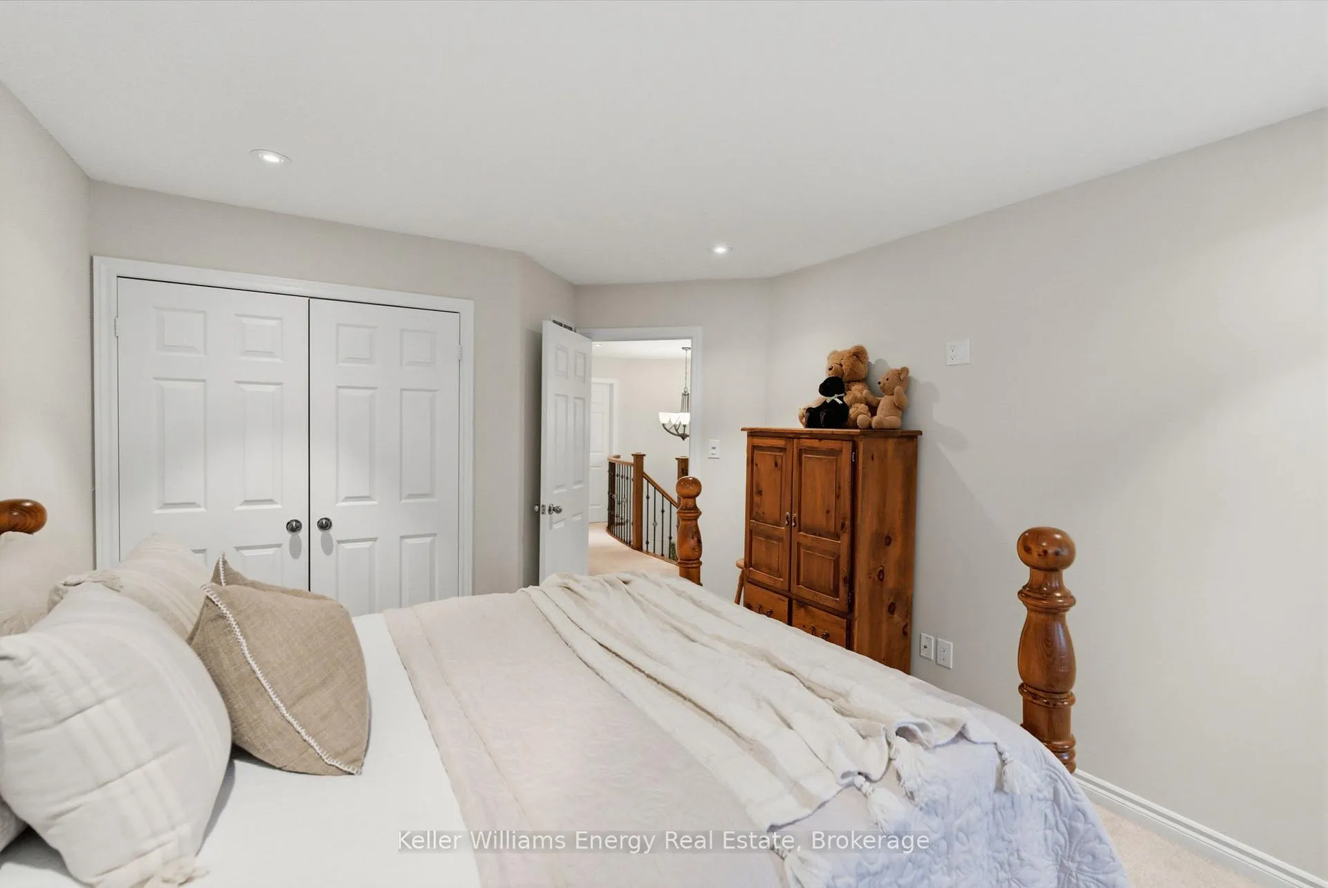 Photo 34 of 568 George Reynolds Drive, Clarington, Courtice — HOMEH