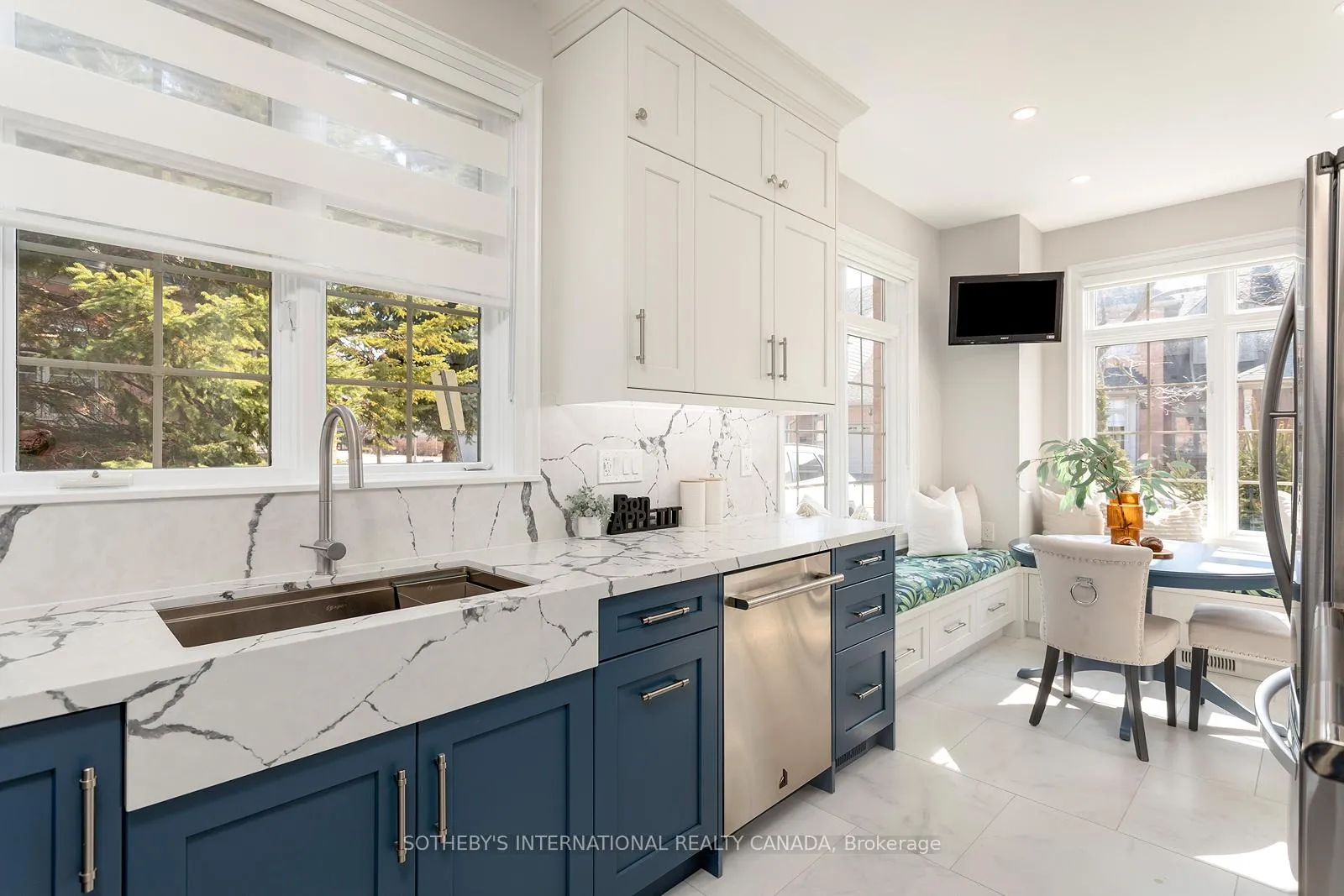 Photo 5 of 10 Belle Terre Way, Markham, Greensborough — HOMEH