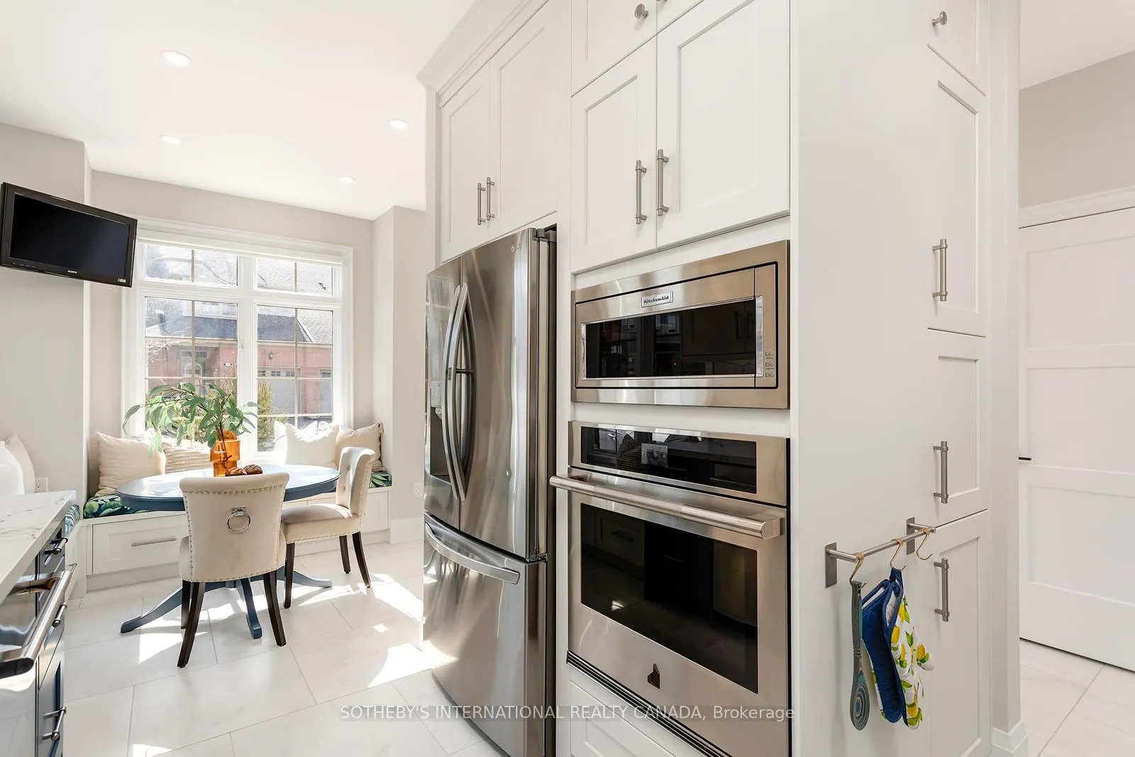 Photo 7 of 10 Belle Terre Way, Markham, Greensborough — HOMEH