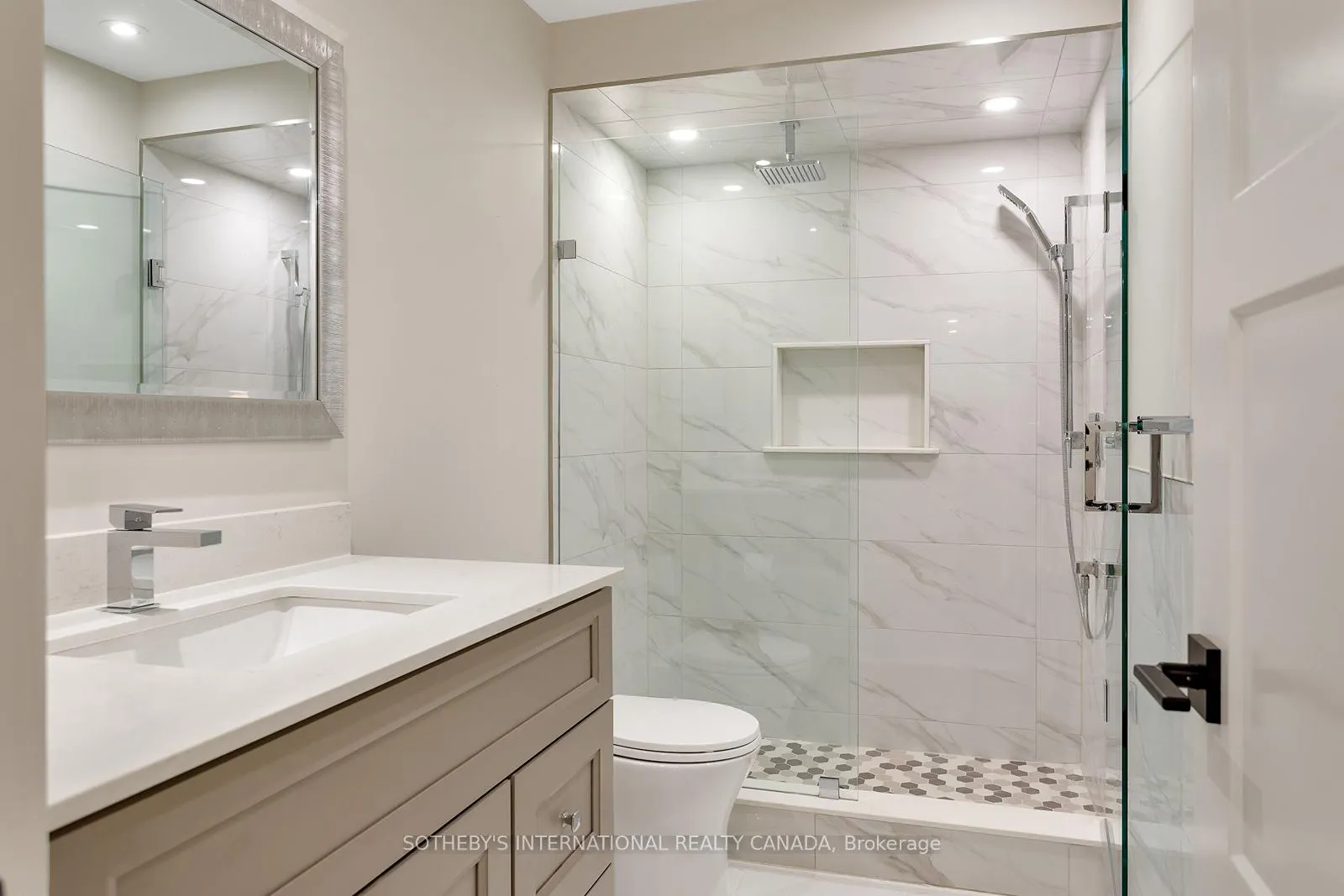 Photo 36 of 10 Belle Terre Way, Markham, Greensborough — HOMEH