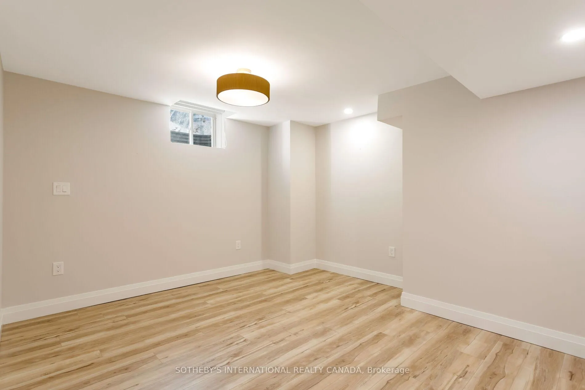 Photo 37 of 10 Belle Terre Way, Markham, Greensborough — HOMEH