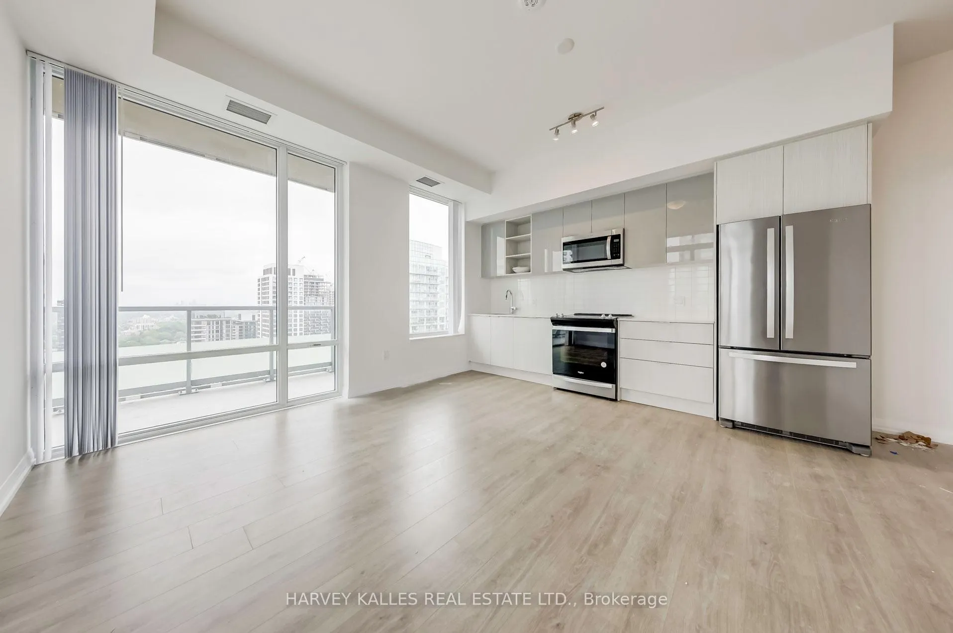 Photo 7 of Unit LPH17, 50 Dunfield Street, Toronto, Mount Pleasant West — HOMEH