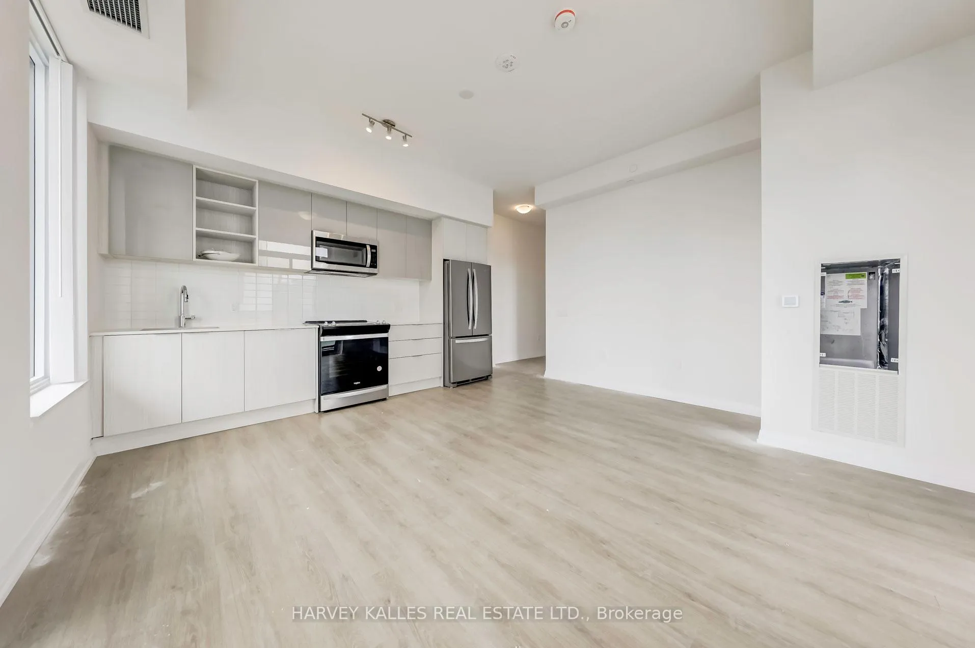 Photo 9 of Unit LPH17, 50 Dunfield Street, Toronto, Mount Pleasant West — HOMEH