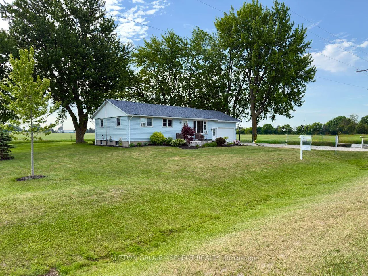 Photo 3 of 73636 Bluewater Highway, Rr 2, Bluewater, Stanley — HOMEH