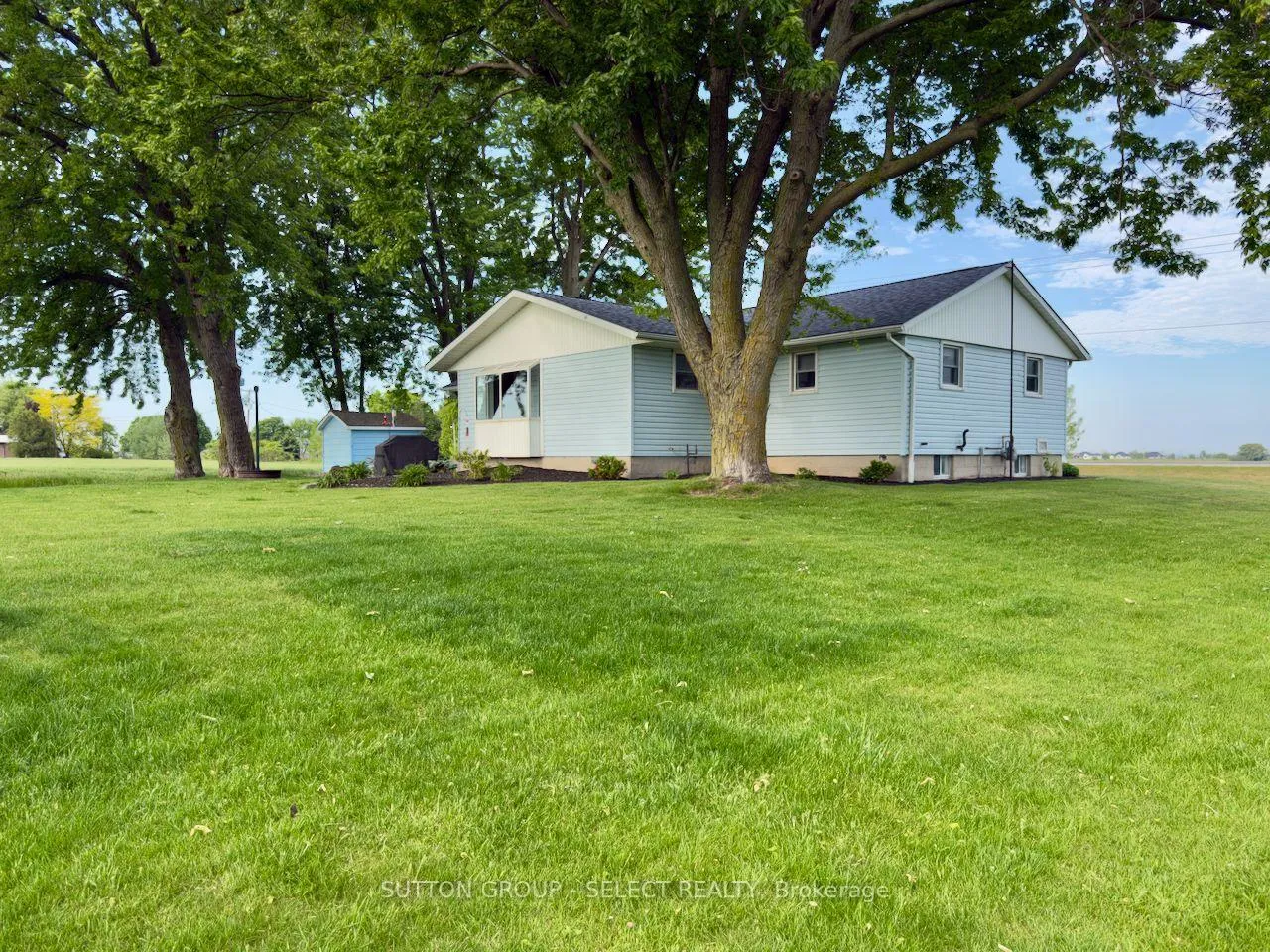 Photo 6 of 73636 Bluewater Highway, Rr 2, Bluewater, Stanley — HOMEH