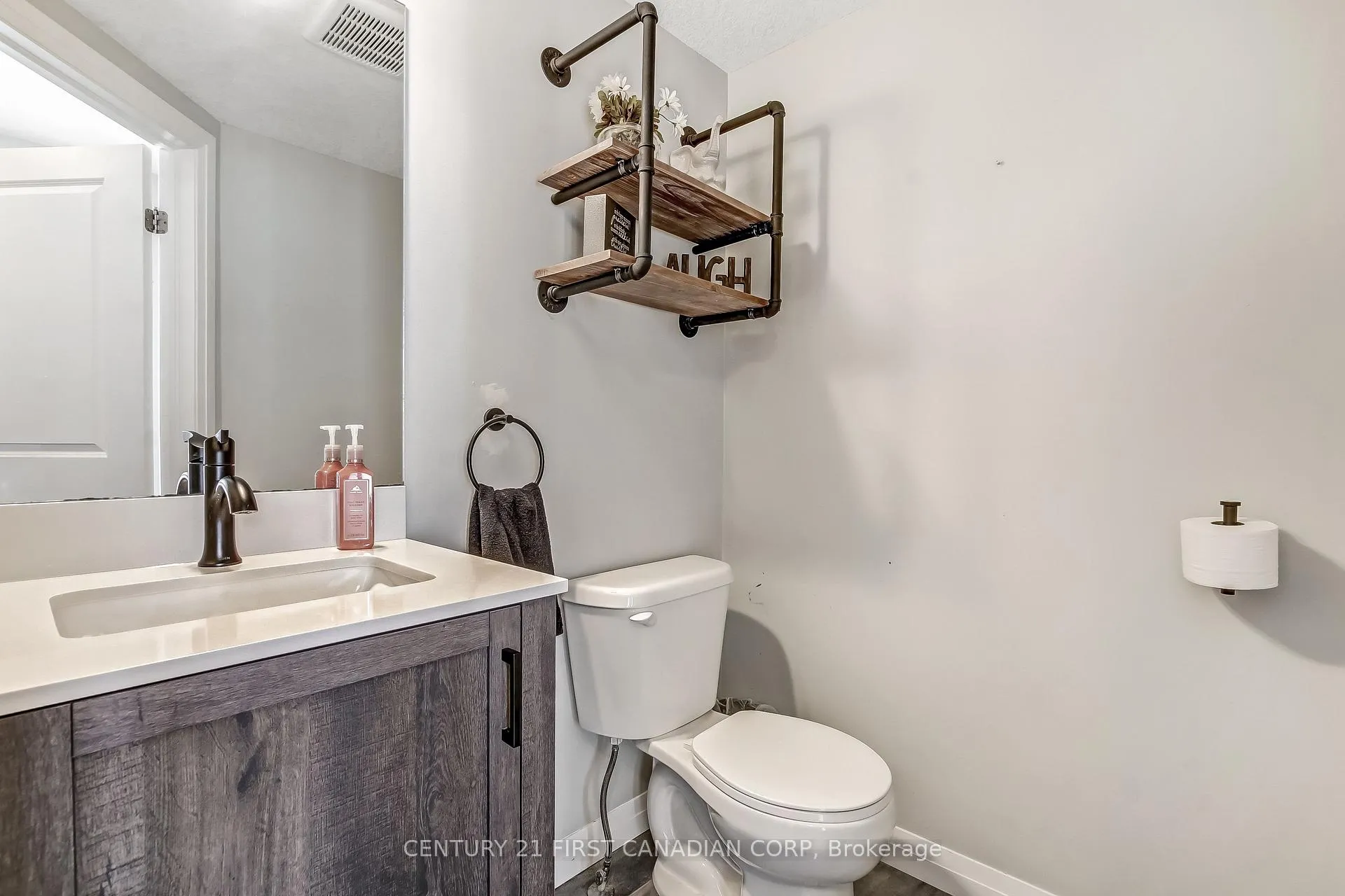 Photo 3 of Unit 6, 1434 Blackwell Boulevard, London, North D — HOMEH