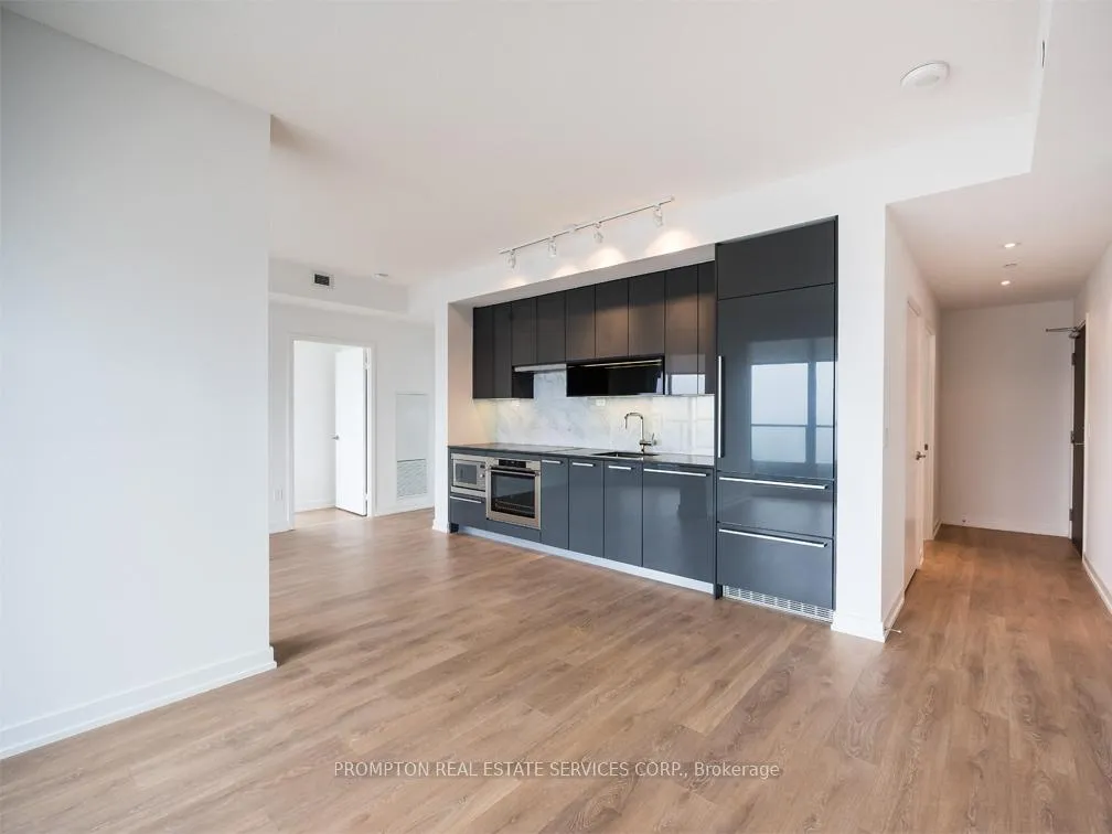 Photo 2 of Unit 2702, 117 Mcmahon Drive, North York, Bayview Village — HOMEH