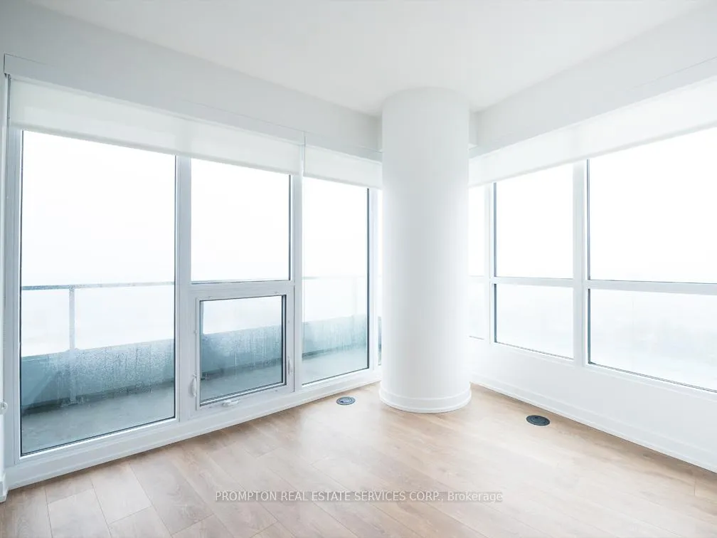 Photo 7 of Unit 2702, 117 Mcmahon Drive, North York, Bayview Village — HOMEH