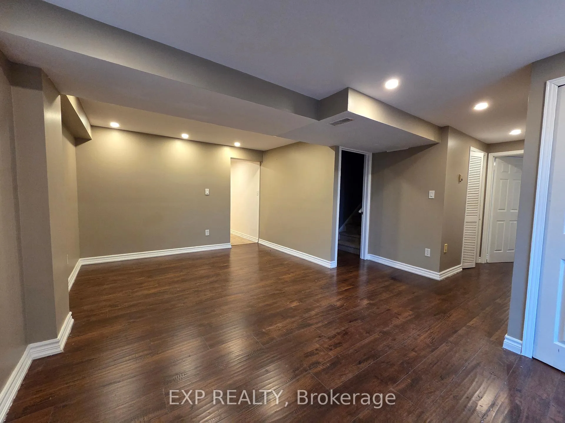 Photo 3 of Unit Lower, 696 Penny Lane, Burlington, LaSalle — HOMEH