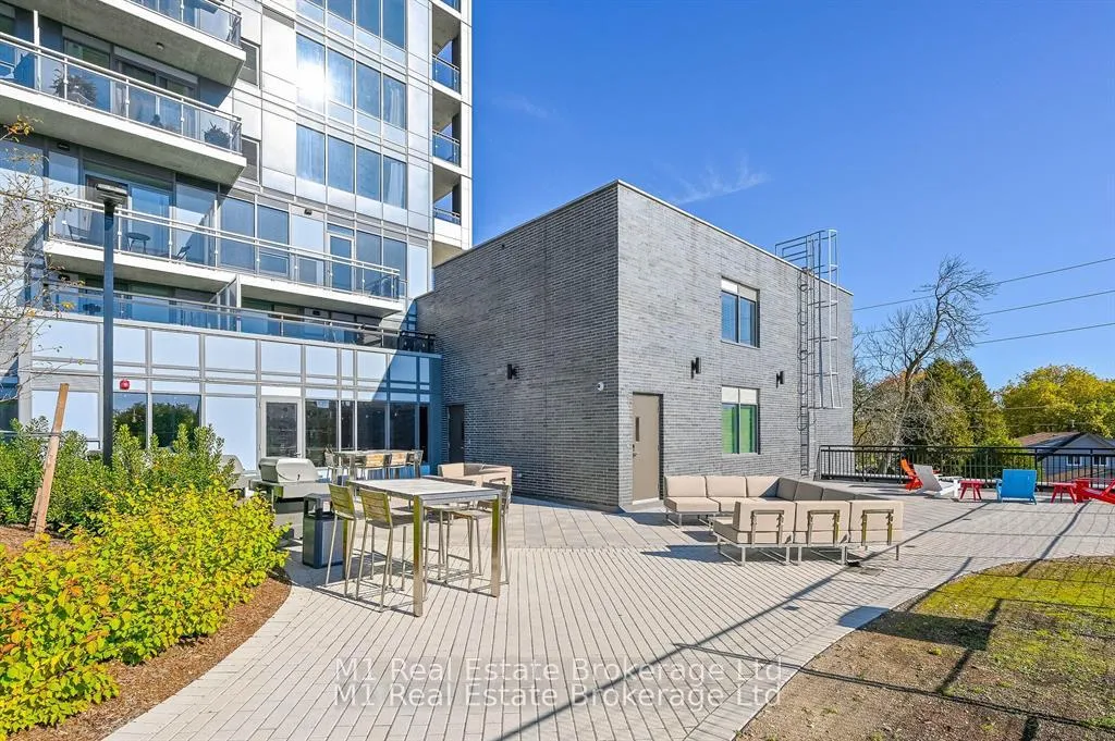 Photo 17 of Unit 702, 73 Arthur Street S, Guelph, Downtown — HOMEH