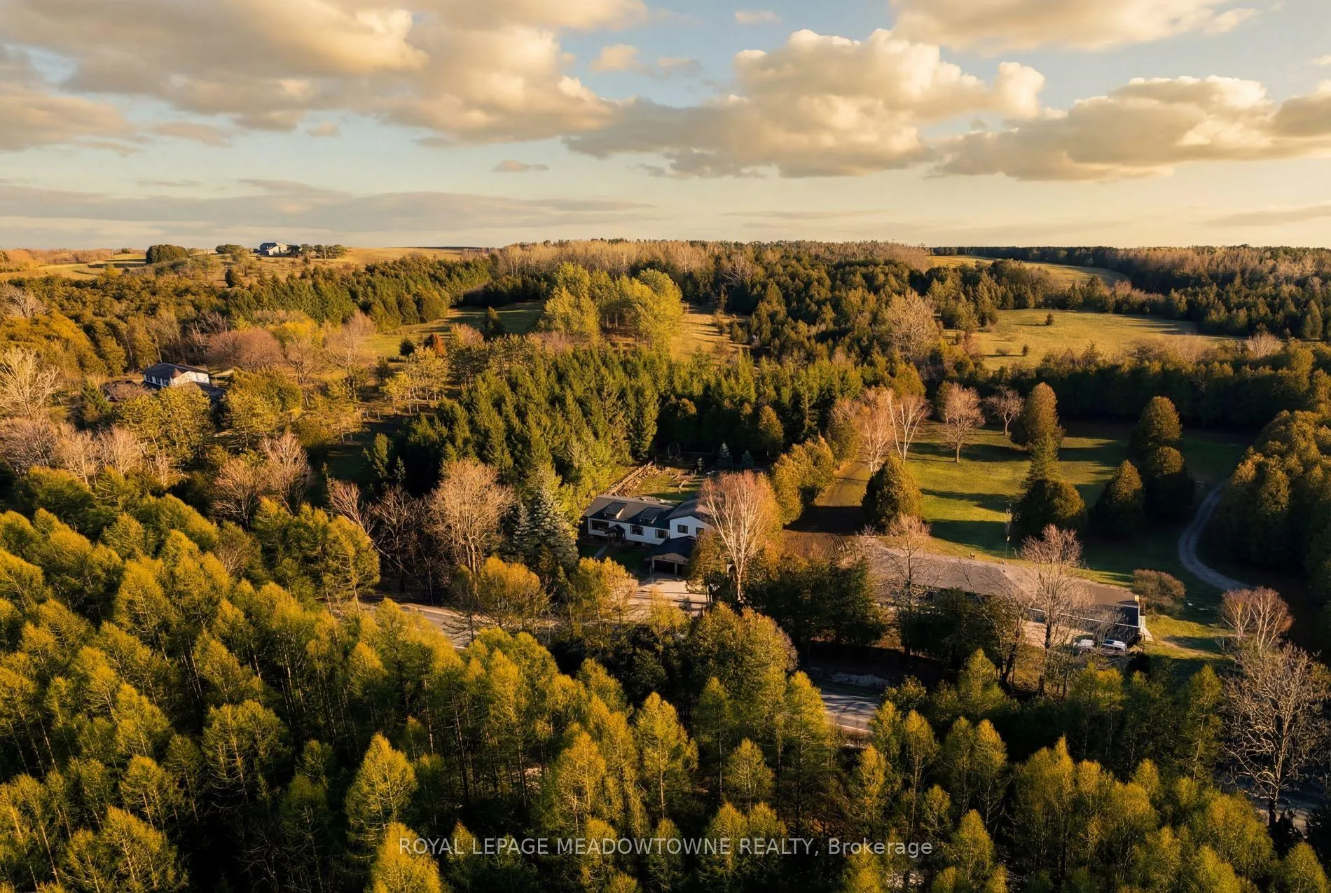 Photo 63 of 1562 Gore Road, Puslinch, Crieff/Aikensville/Killean — HOMEH