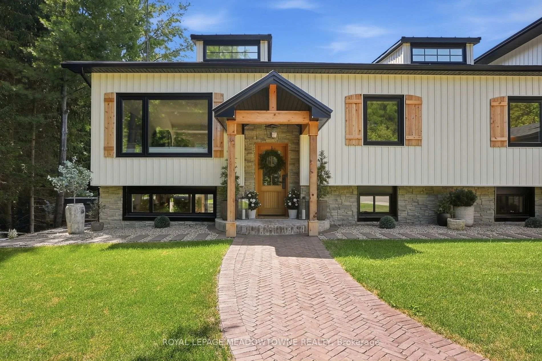 Photo 4 of 1562 Gore Road, Puslinch, Crieff/Aikensville/Killean — HOMEH