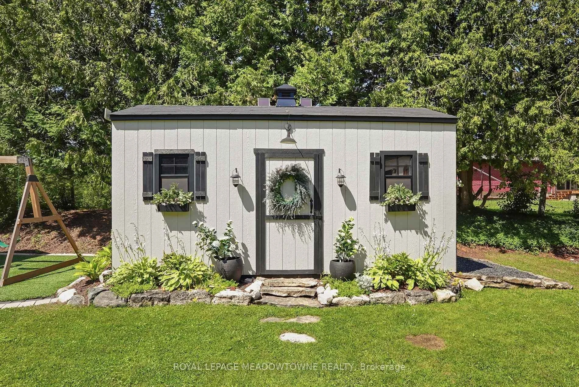 Photo 49 of 1562 Gore Road, Puslinch, Crieff/Aikensville/Killean — HOMEH