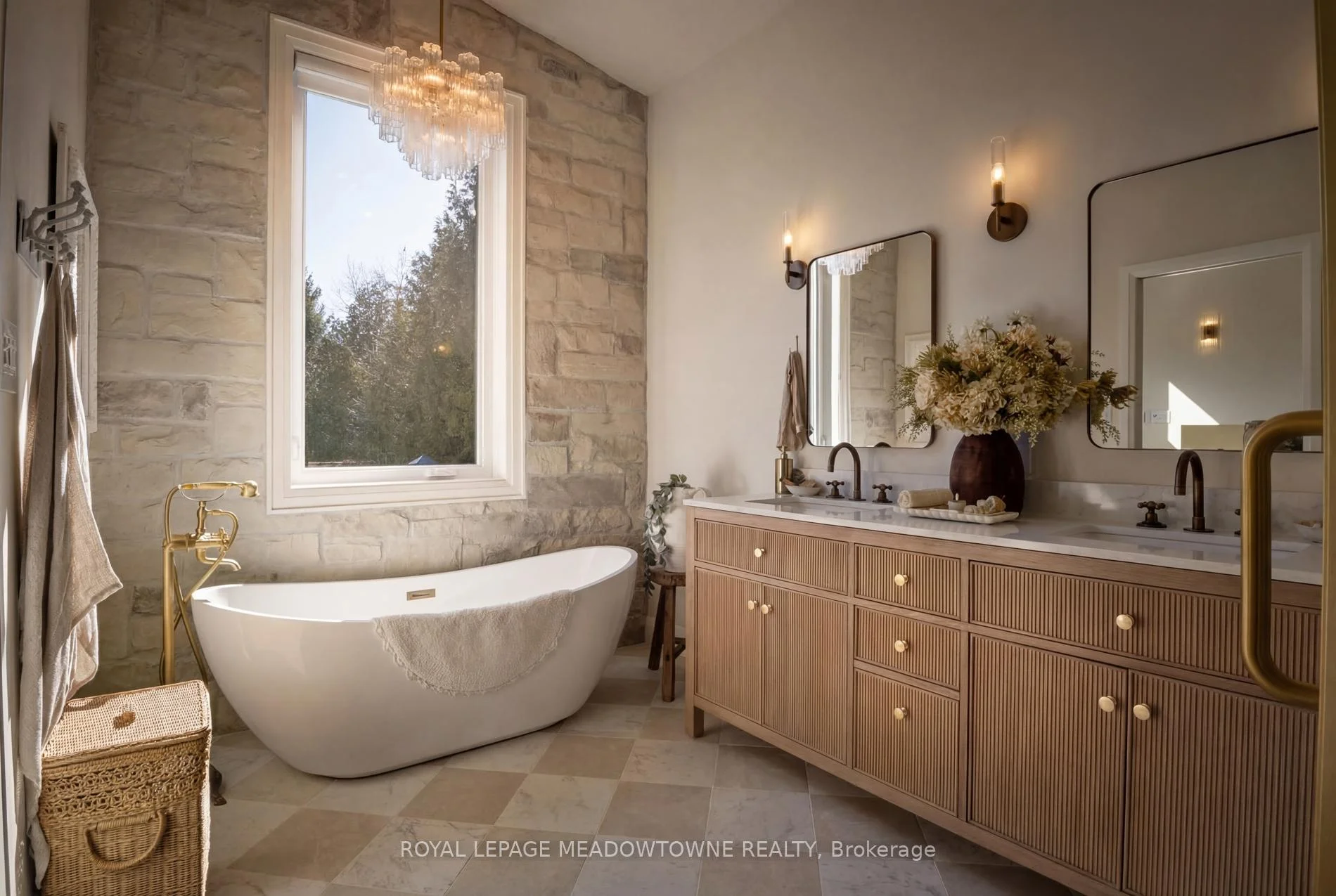 Photo 21 of 1562 Gore Road, Puslinch, Crieff/Aikensville/Killean — HOMEH