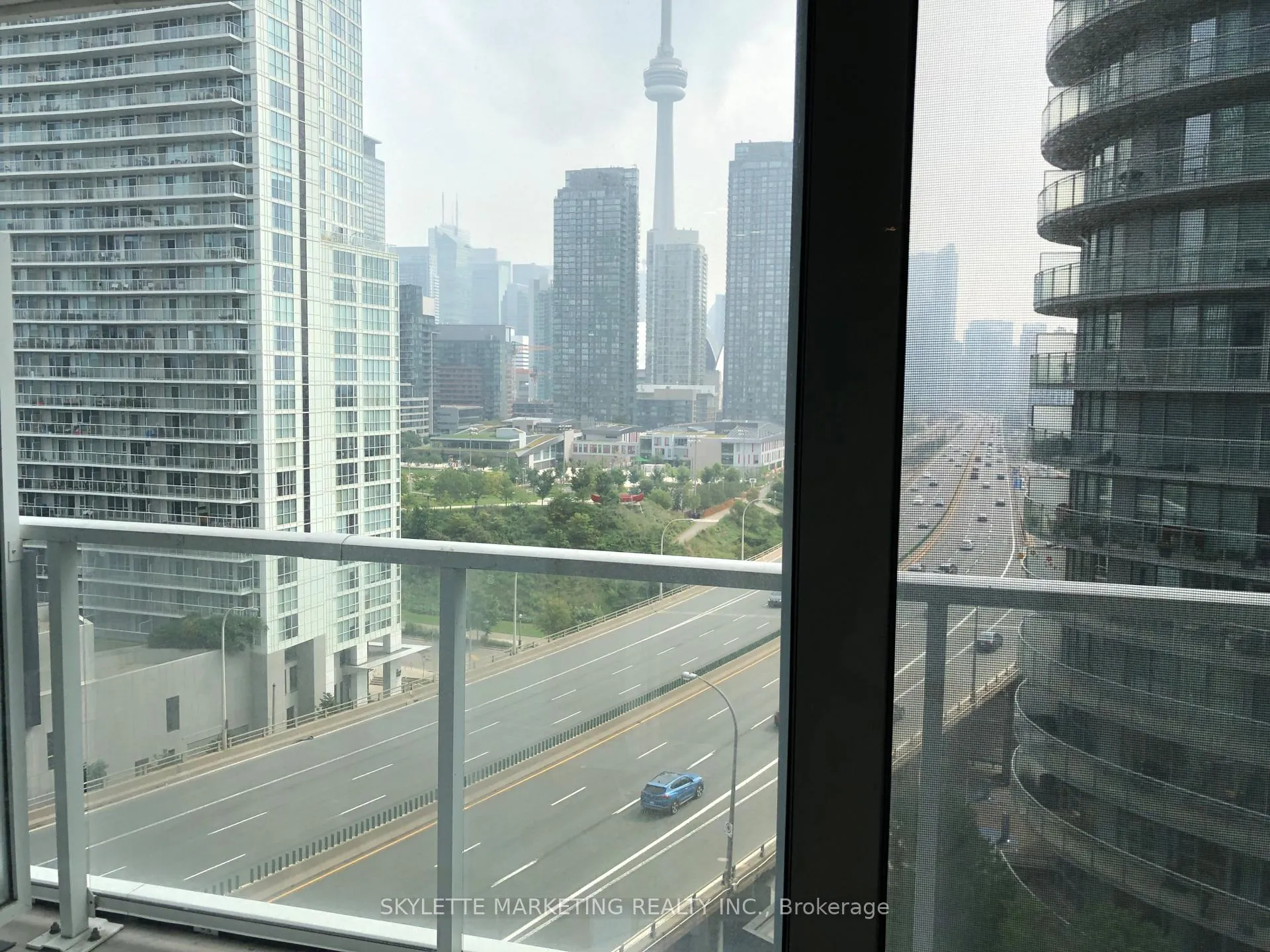 Photo 11 of Unit 1512, 17 Bathurst Street, Toronto, Waterfront Communities — HOMEH