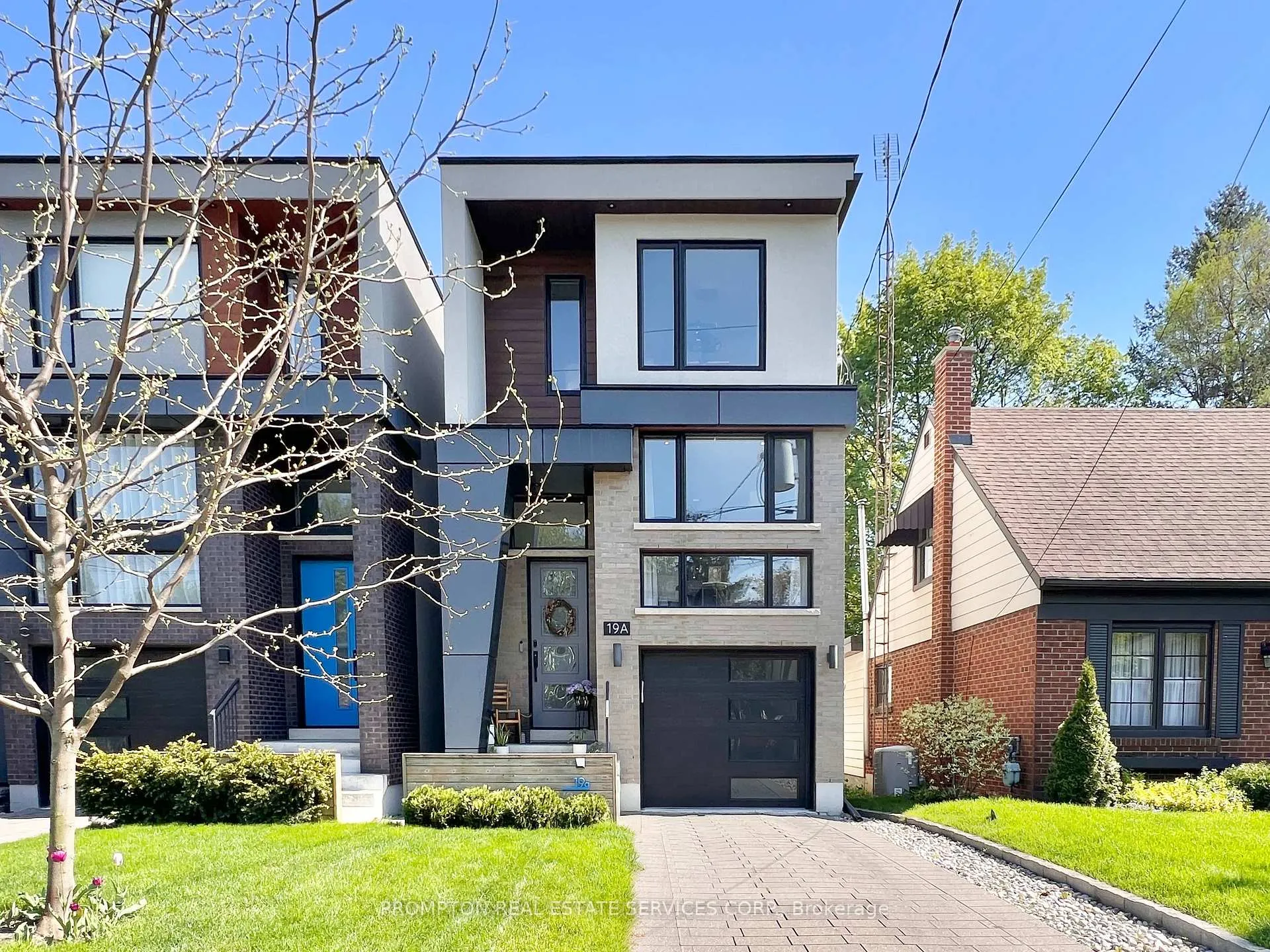 Photo 1 of 19A Linton Avenue, Scarborough, Birchcliffe-Cliffside — HOMEH