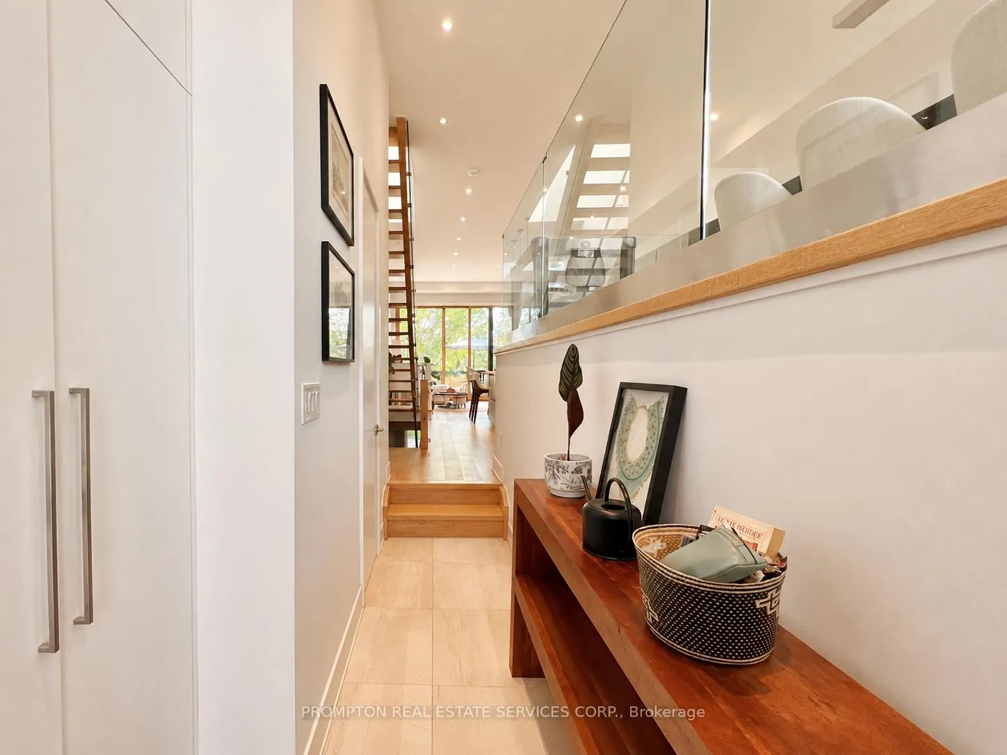 Photo 3 of 19A Linton Avenue, Scarborough, Birchcliffe-Cliffside — HOMEH