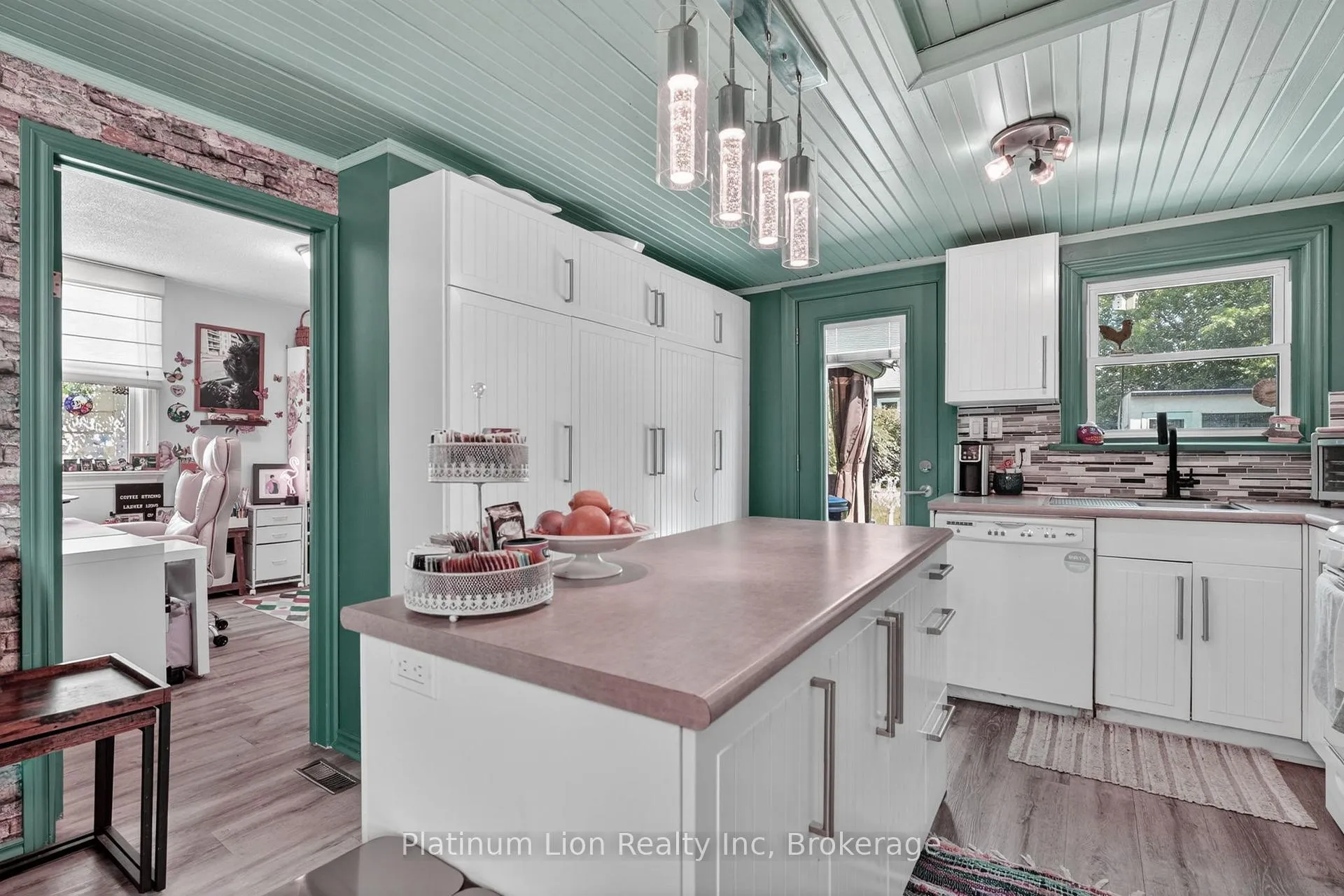 Photo 31 of 4671 Ferguson Street, Niagara Falls, Downtown — HOMEH
